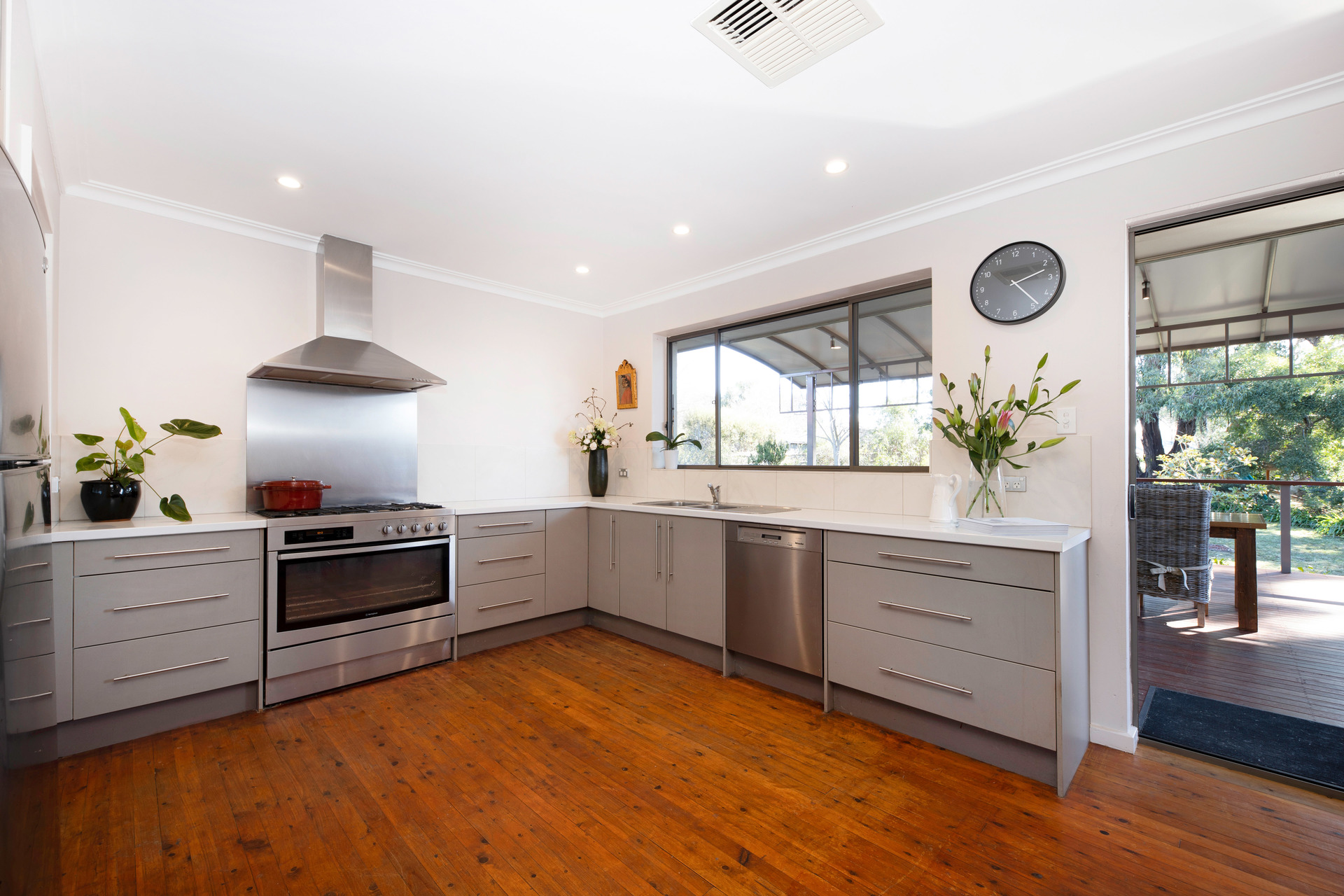 12 Morehead Street, Curtin ACT 2605, Curtin - Thumbnail 6
