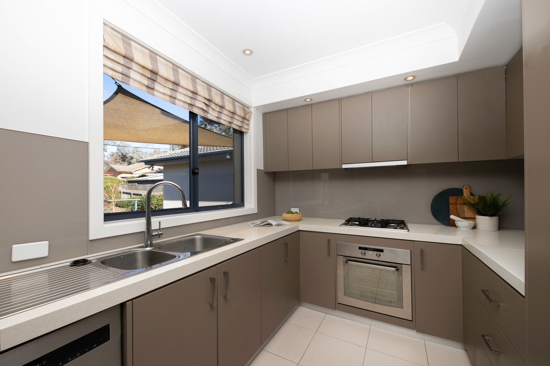 13 Derwent Street, Lyons ACT 2606, Lyons - Thumbnail 7