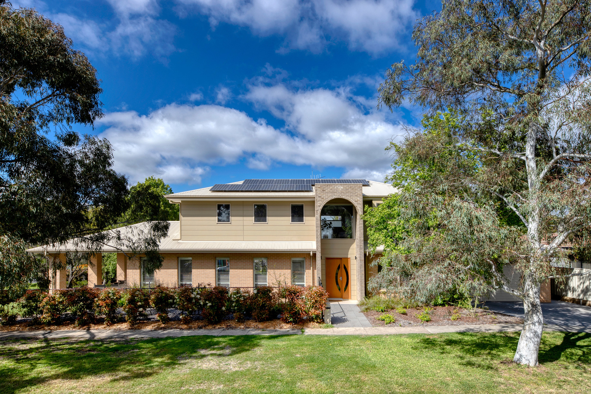 28 Tallara Parkway, Narrabundah ACT 2604, Narrabundah - Thumbnail 2