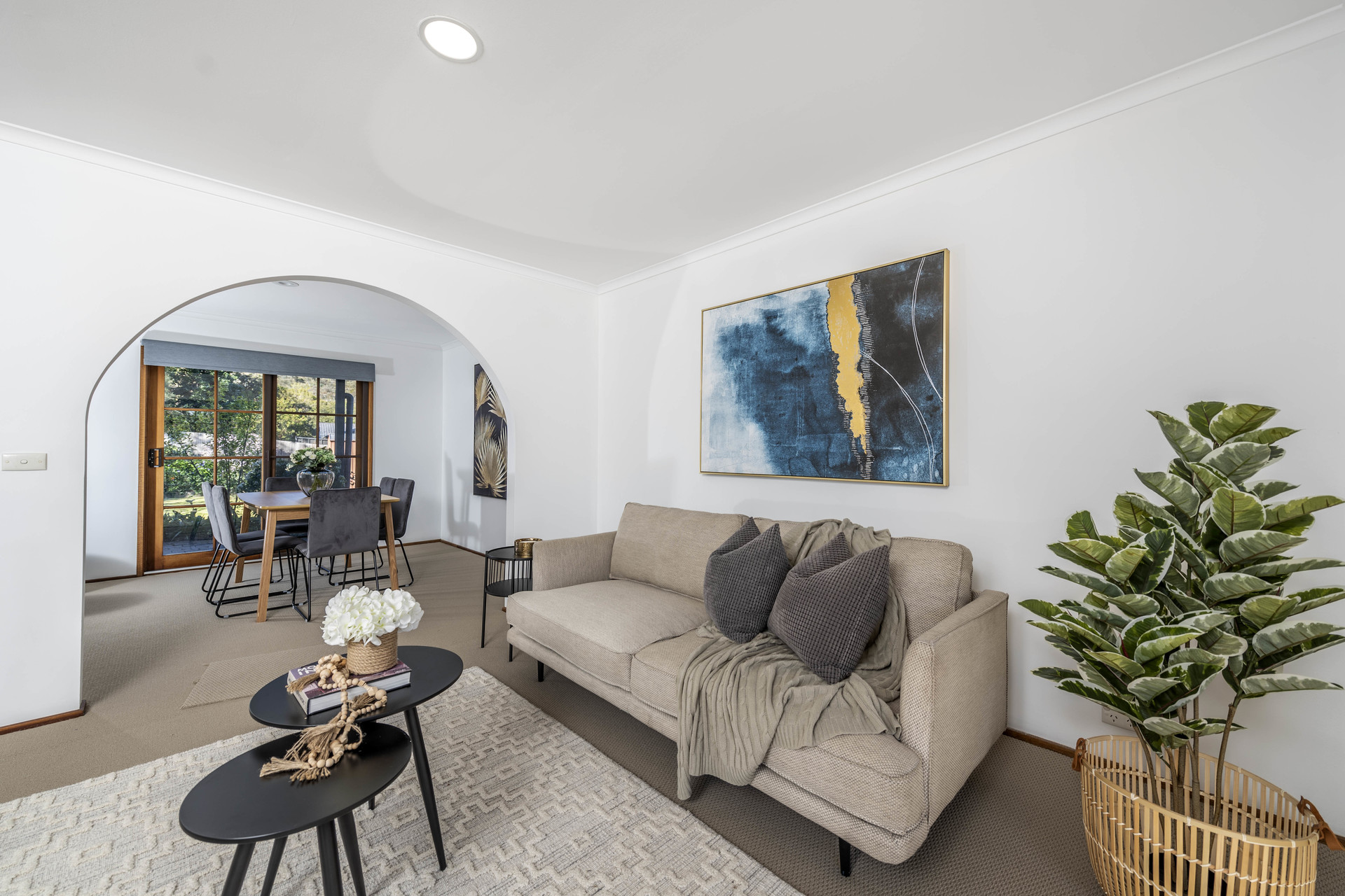 46 Chataway Crescent, Fadden ACT 2904, Fadden - Thumbnail 5
