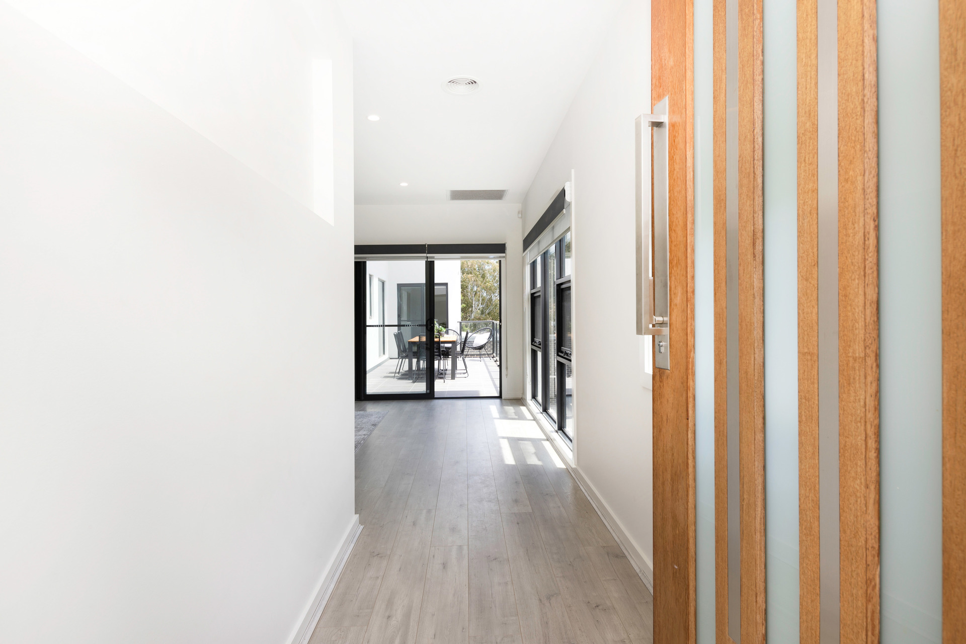 2/97A Hilder Street, Weston ACT 2611, Weston - Thumbnail 3