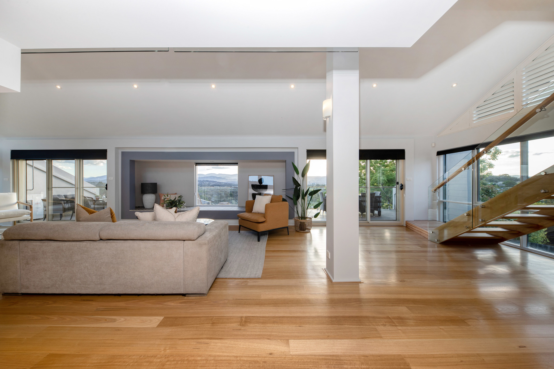 53 Castleton Crescent, Gowrie ACT 2904, Gowrie - Thumbnail 4