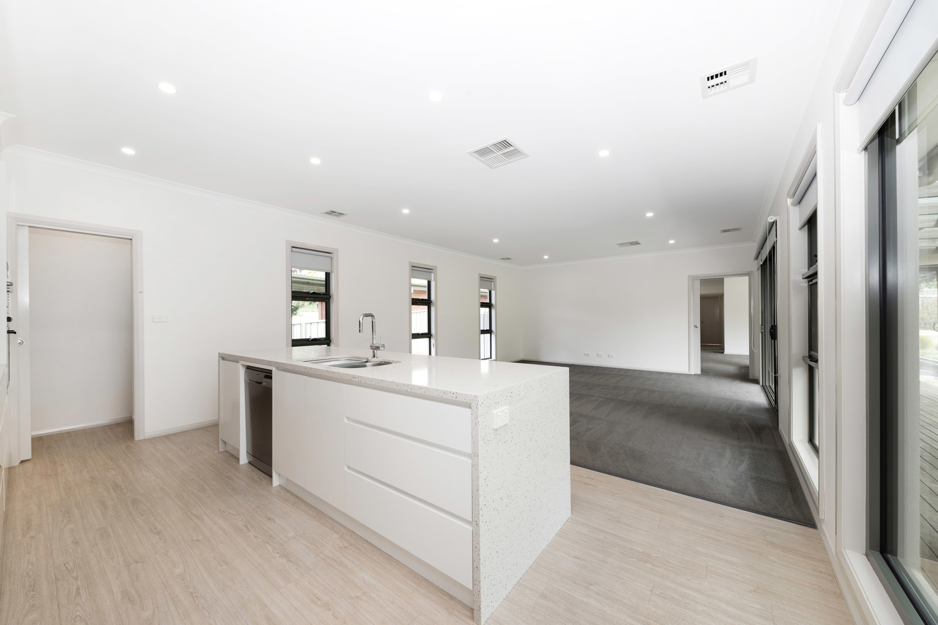 29 James Place, Curtin ACT 2605, Curtin - Thumbnail 4