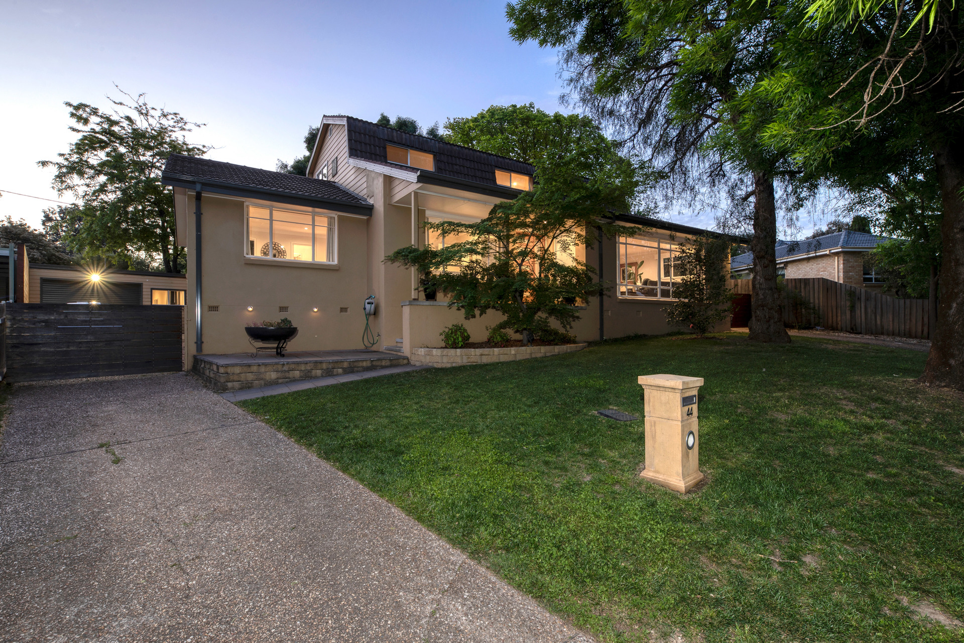 44 Holman Street, Curtin ACT 2605, Curtin - Thumbnail 2