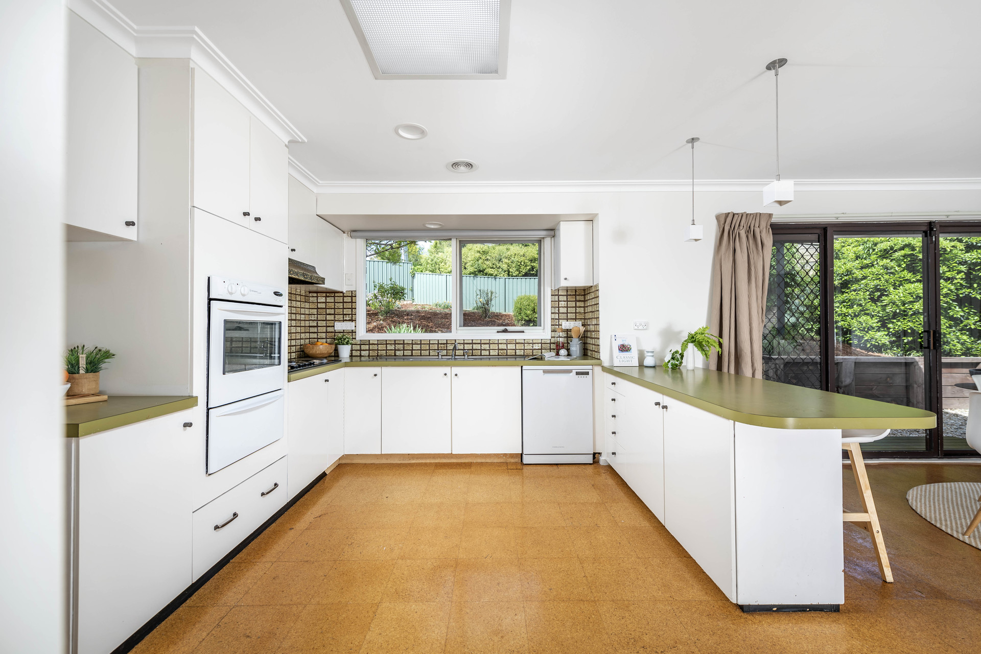 11 Bindon Place, Wanniassa ACT 2903, Wanniassa - Thumbnail 6