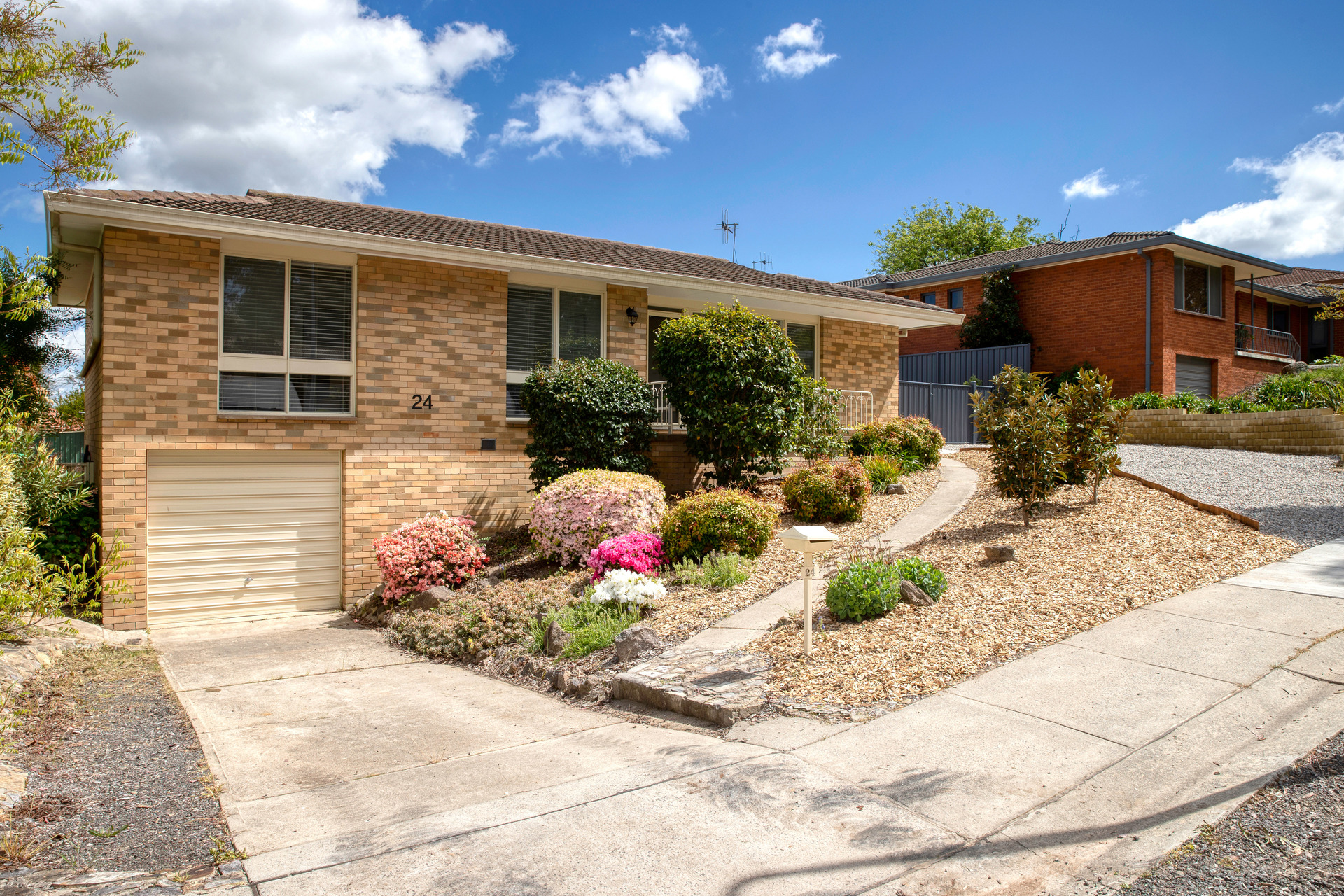 24 Dookie Street, Farrer ACT 2607, Farrer - Thumbnail 2