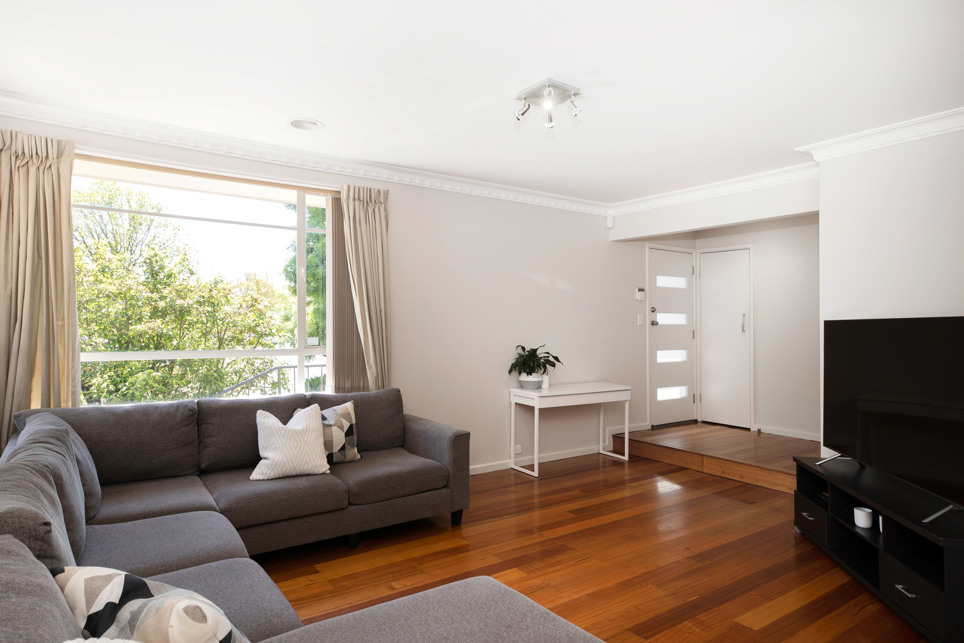 12 Spafford Crescent, Farrer ACT 2607, Farrer - Thumbnail 3