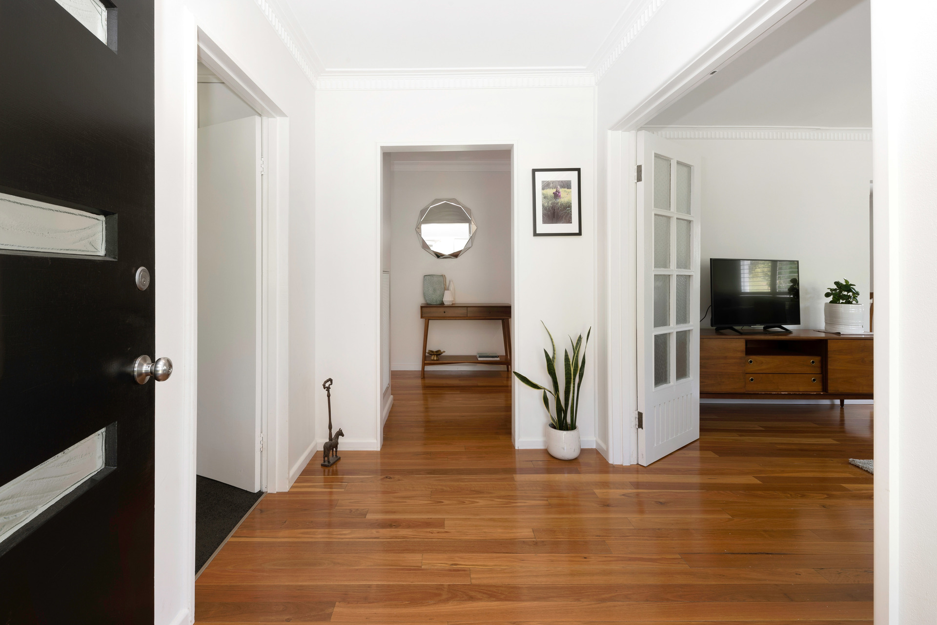 9 Flanagan Street, Garran ACT 2605, Garran - Thumbnail 3