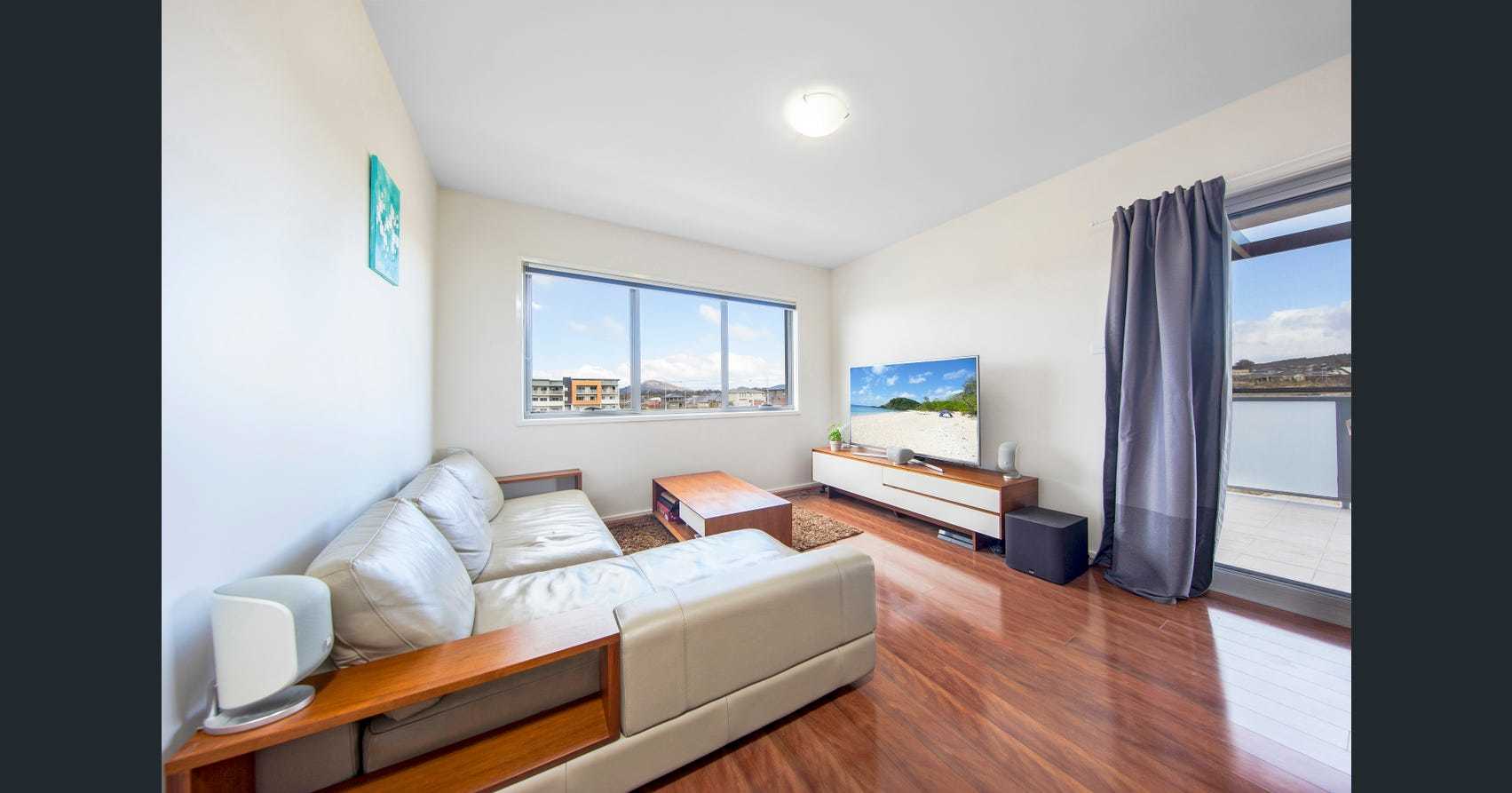 59/2 Peter Cullen Way, Wright ACT 2611, Wright - Thumbnail 2