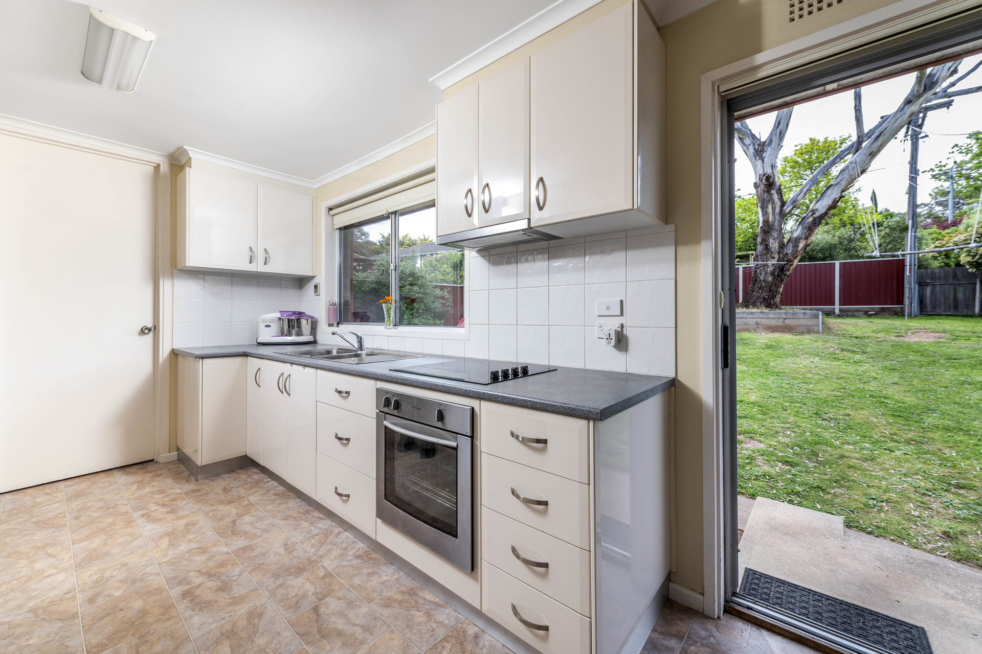 17 Marrawah Street, Lyons ACT 2606, Lyons - Thumbnail 3