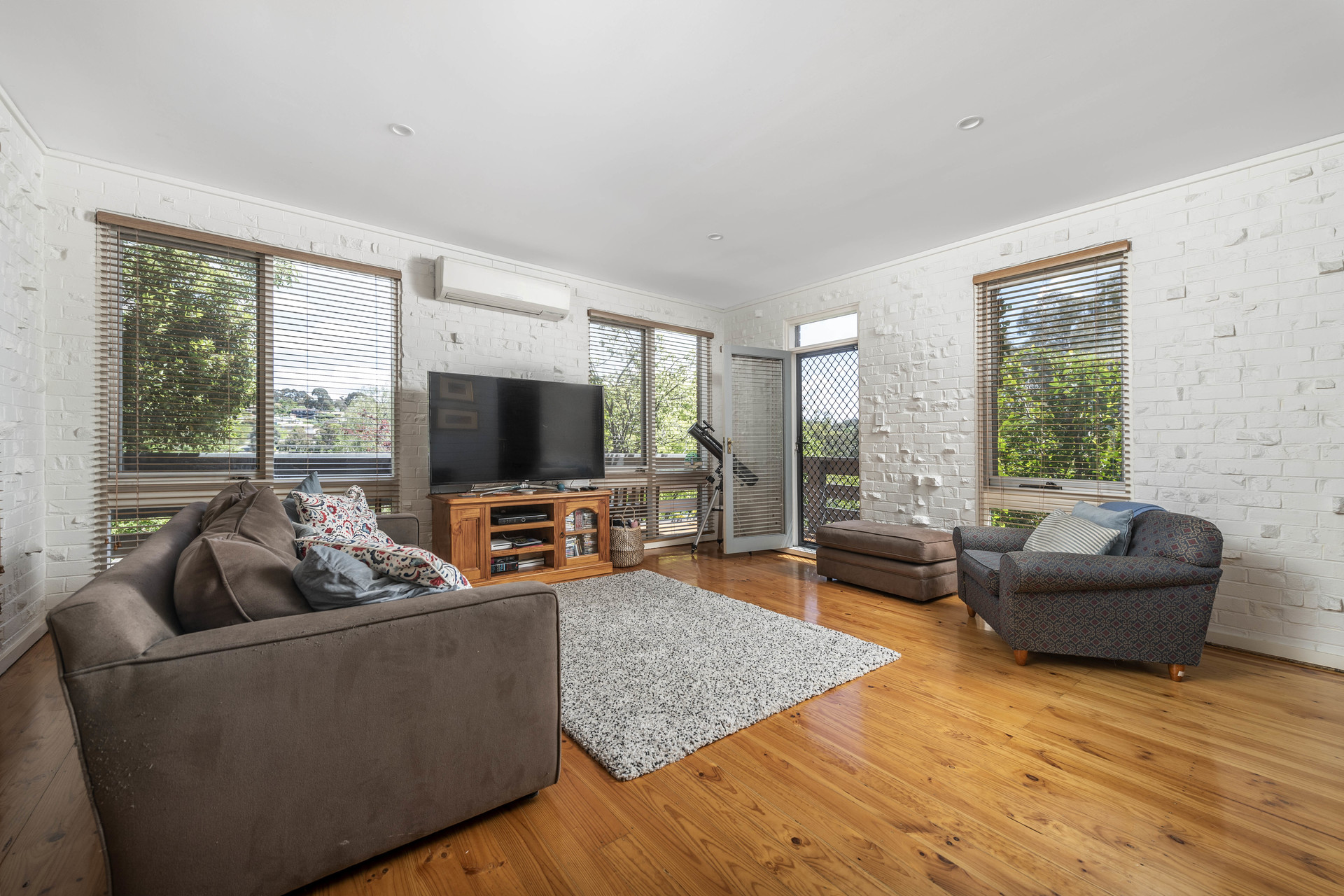 8 Johnson Place, Farrer ACT 2607, Farrer - Thumbnail 5