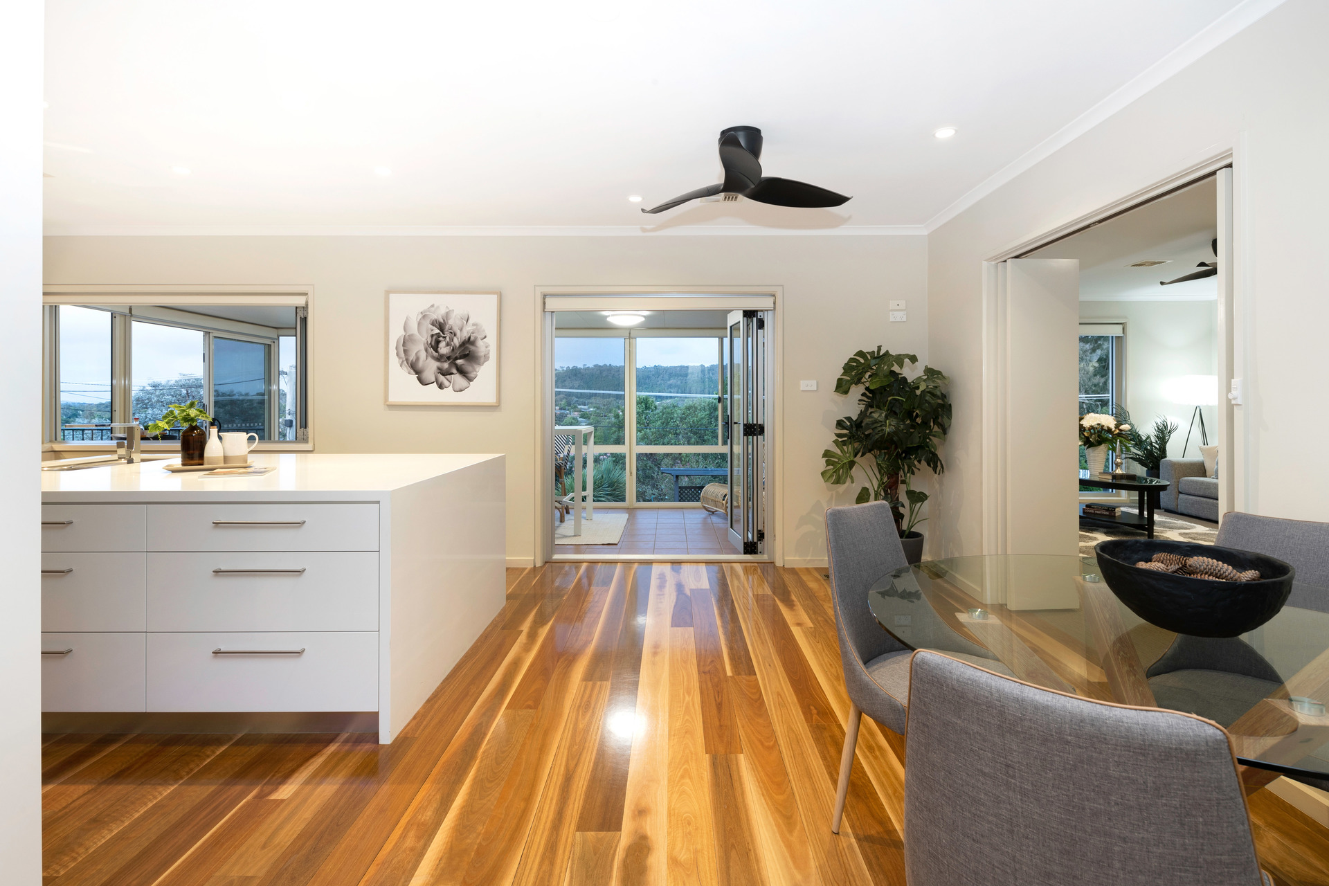 128 Hawkesbury Crescent, Farrer ACT 2607, Farrer - Thumbnail 4