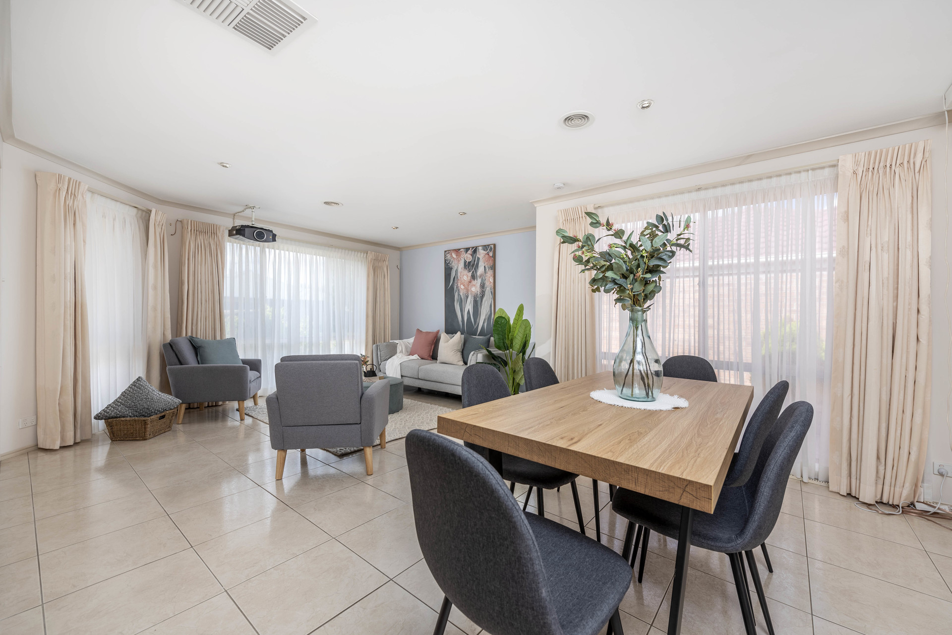 10 Sanamere Street, Amaroo ACT 2914, Amaroo - Thumbnail 3