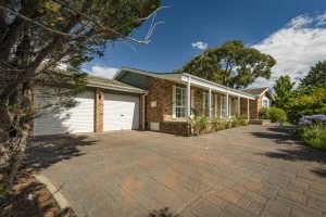 Preview image for 2 Mullins Place, Gowrie  ACT  2904