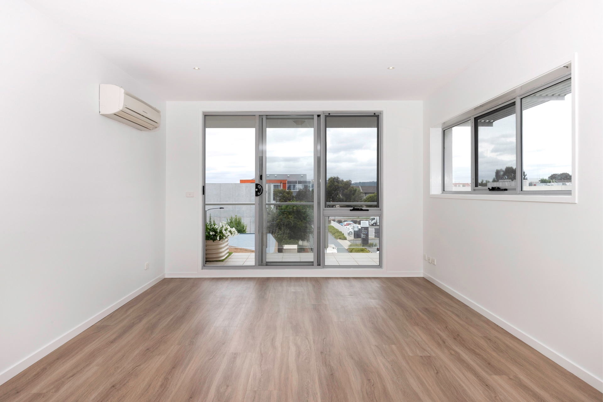 8/54 Ernest Cavanagh Street, Gungahlin ACT 2912, Gungahlin - Thumbnail 6