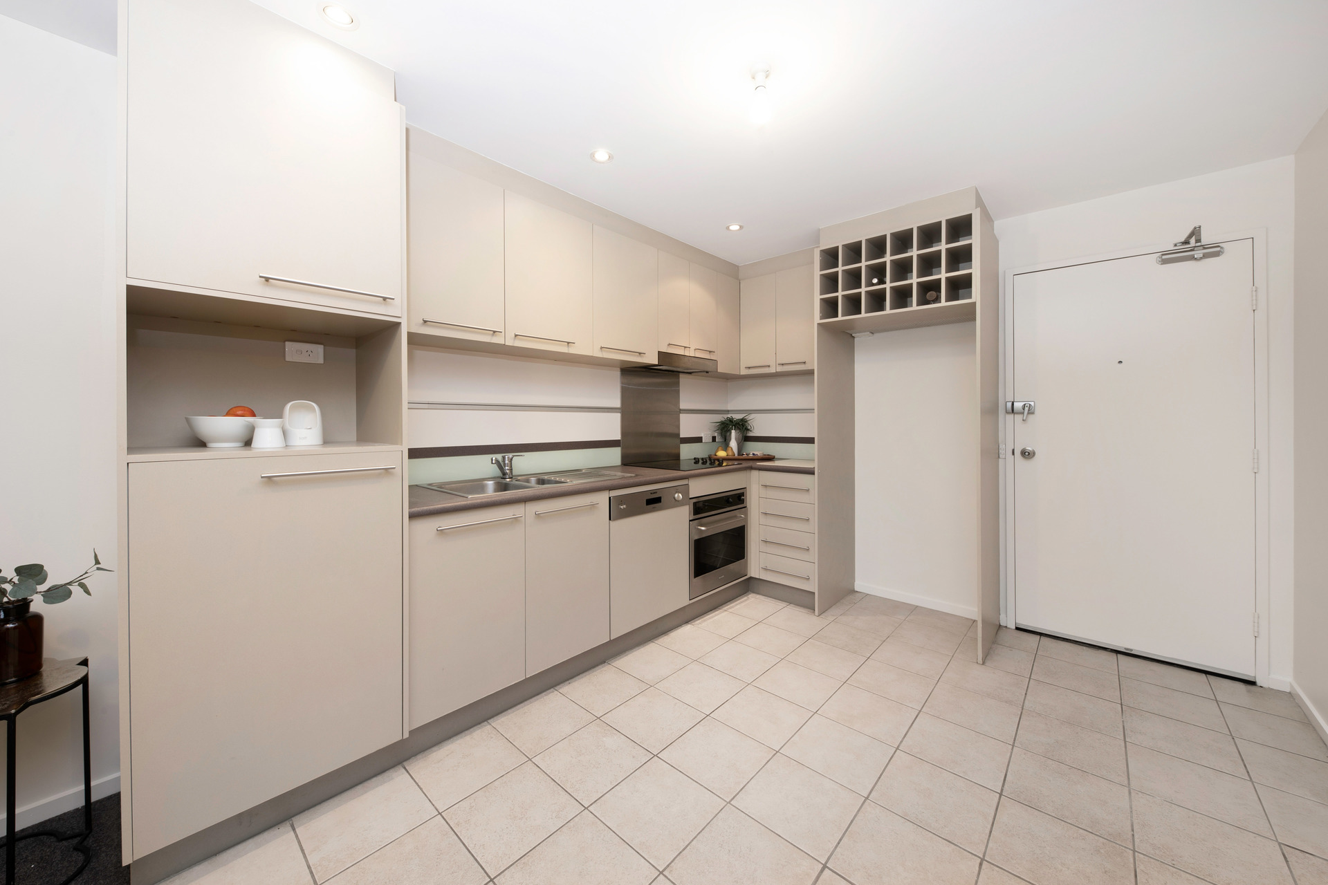 9/12 Challis Street, Dickson ACT 2602, Dickson - Thumbnail 4