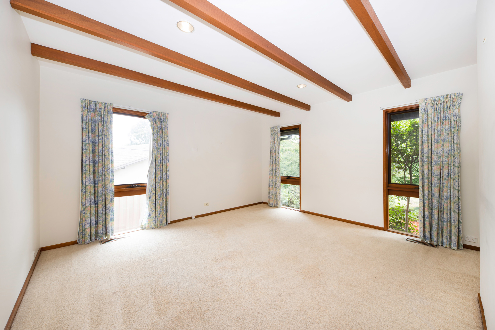 74 Namatjira Drive, Stirling ACT 2611, Stirling - Thumbnail 6