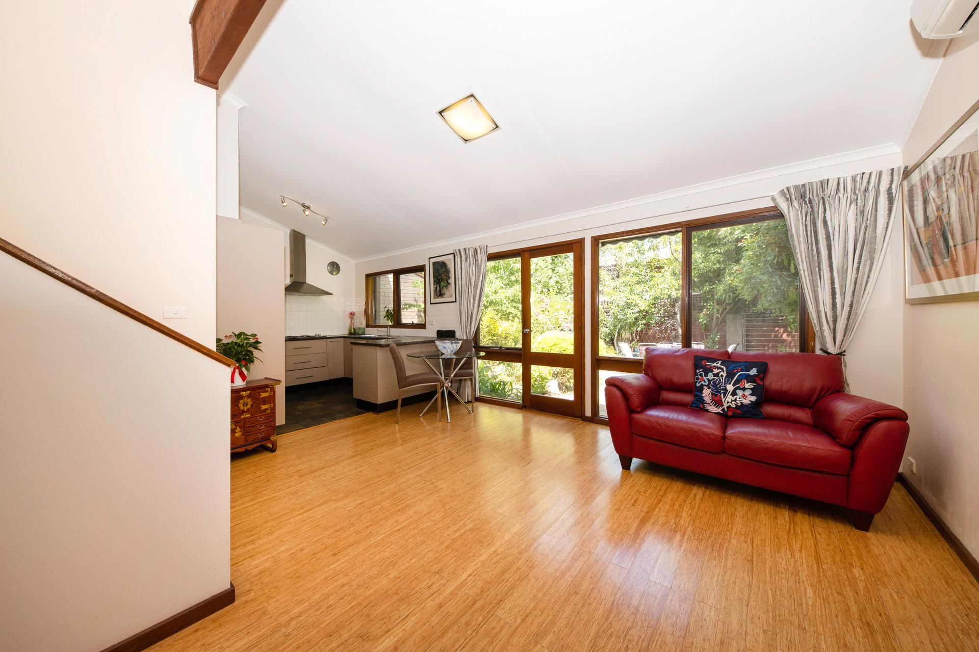 90 Barnet Close, Swinger Hill ACT 2606, Phillip - Thumbnail 7