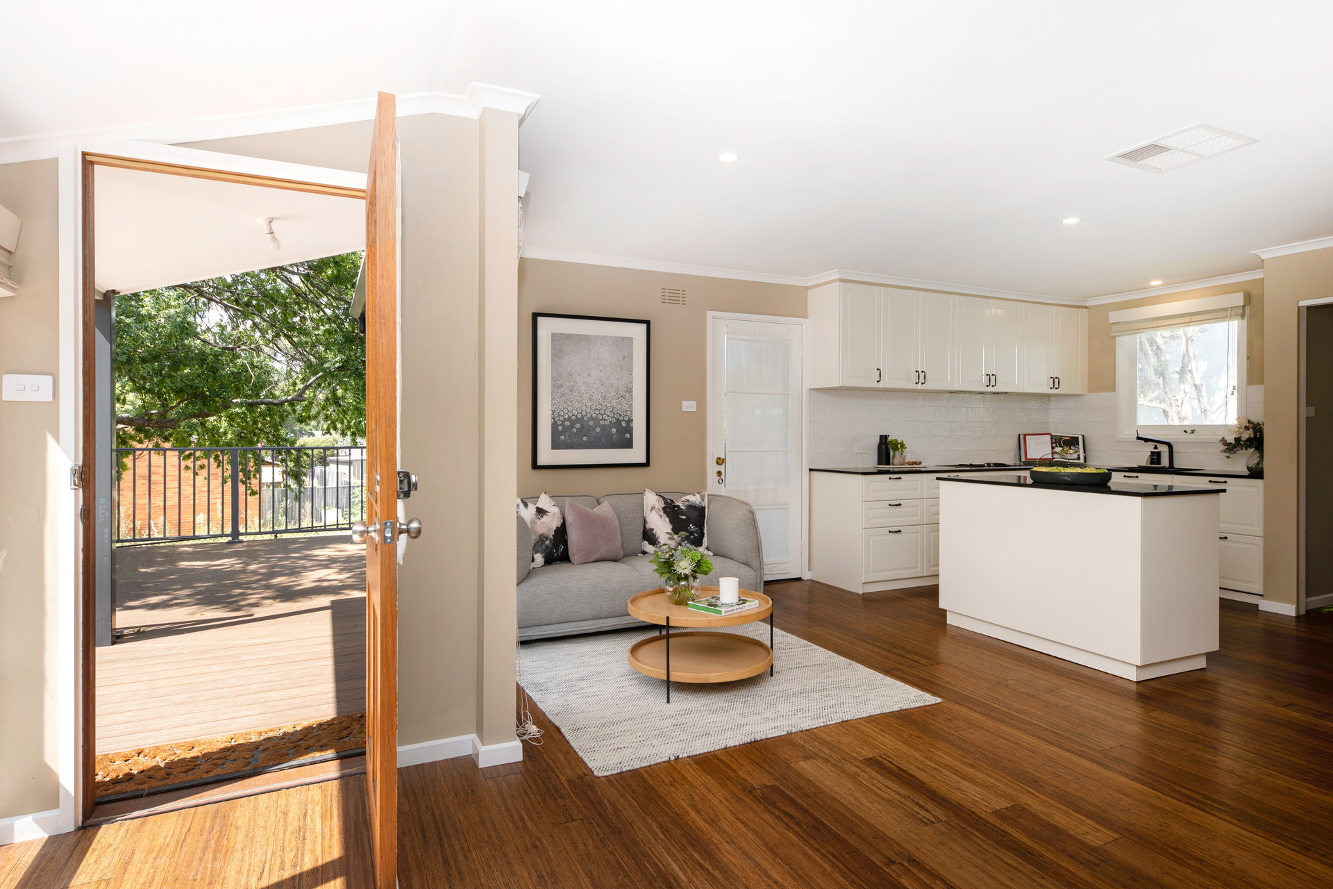 3 McLean Place, Curtin ACT 2605, Curtin - Thumbnail 3