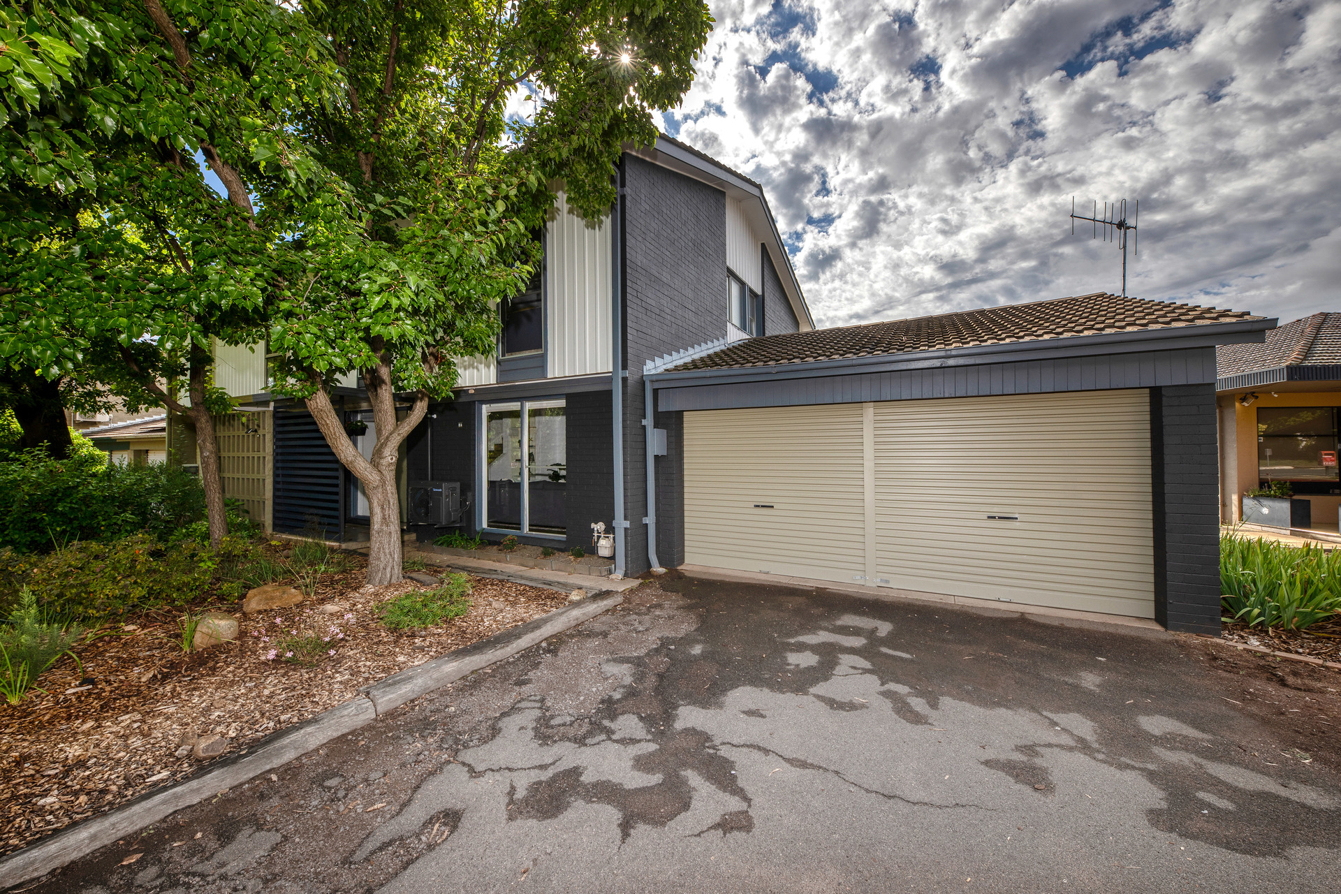 81A Theodore Street, Curtin ACT 2605, Curtin - Thumbnail 2