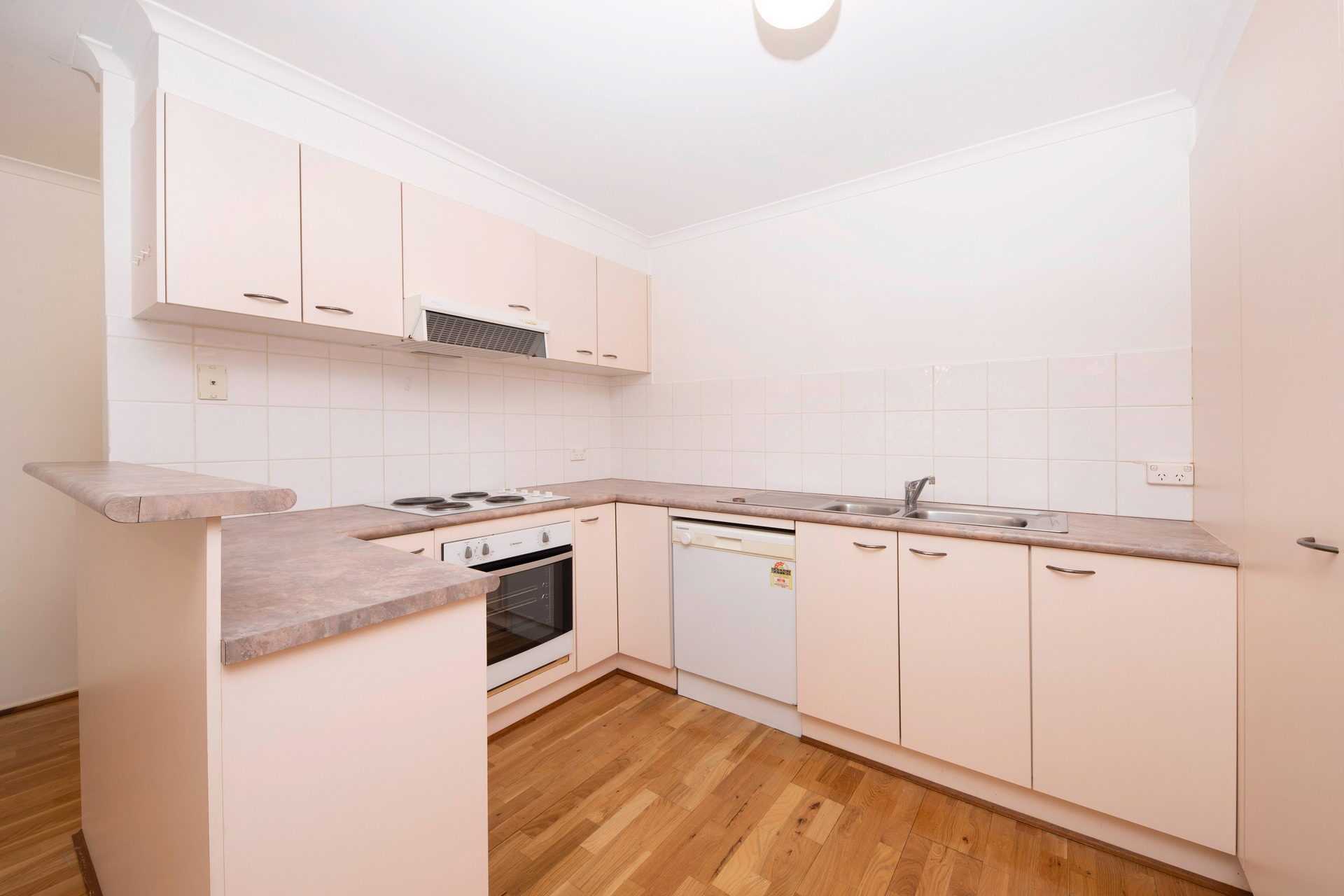 2/17-19 Oxley Street, Griffith ACT 2603, Griffith - Thumbnail 7