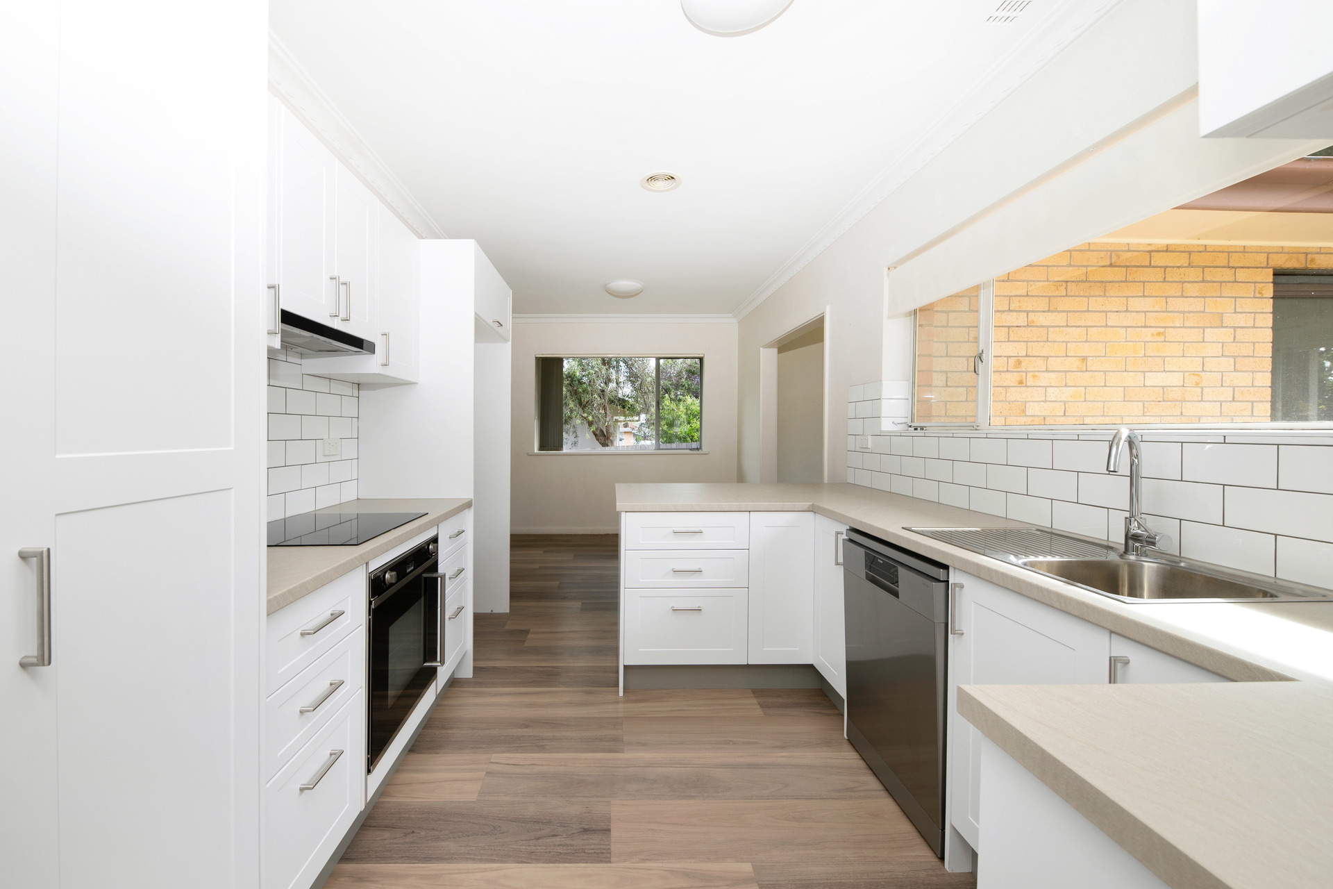 13 Morehead Street, Curtin ACT 2605, Curtin - Thumbnail 7