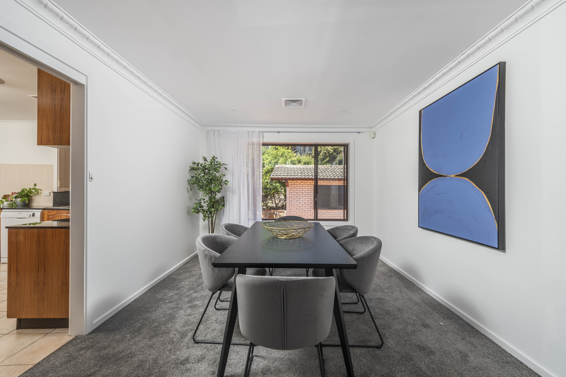 210 Bugden Avenue, Fadden ACT 2904, Fadden - Thumbnail 7