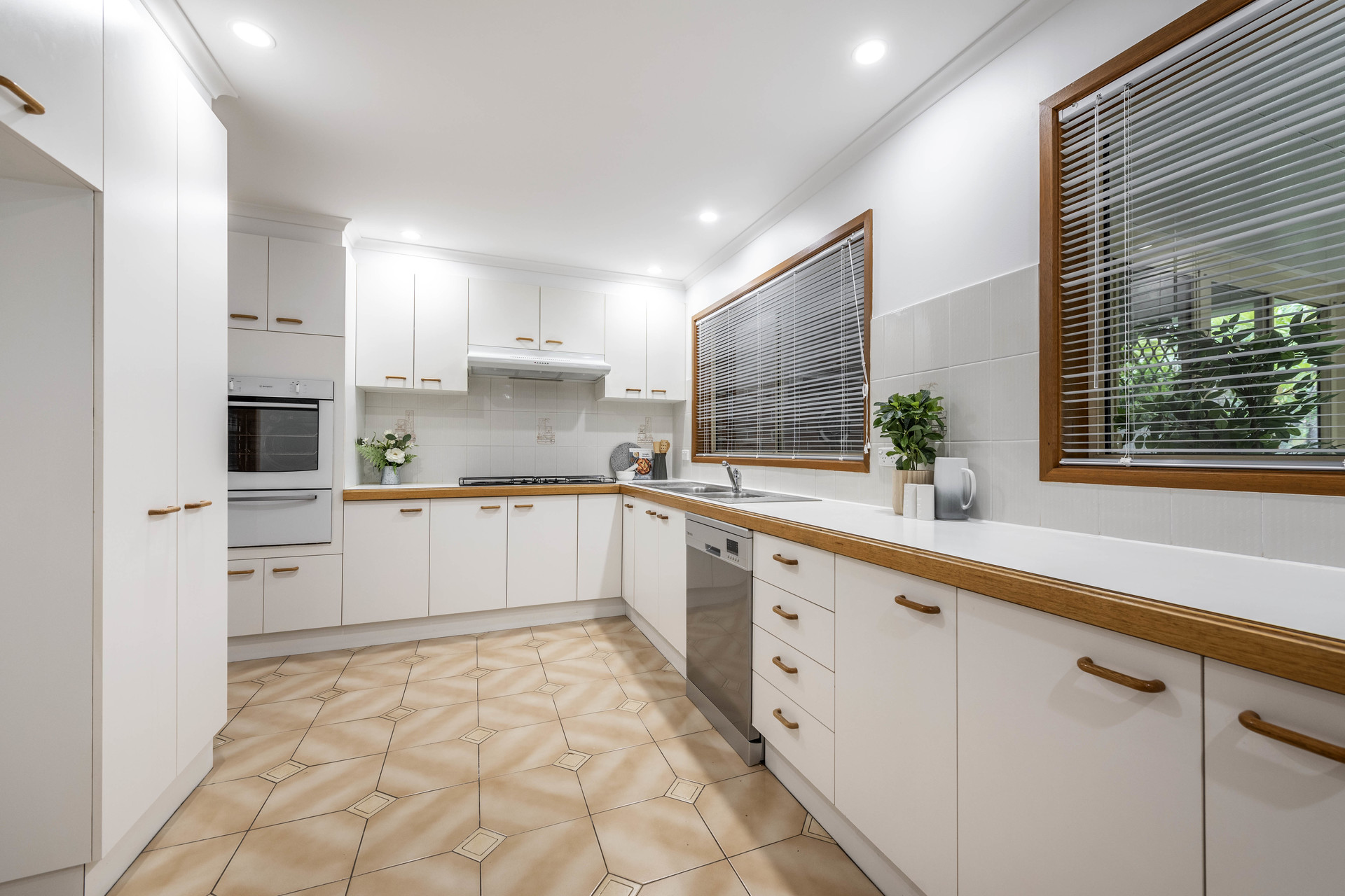 7 Byatt Place, Isaacs ACT 2607, Isaacs - Thumbnail 3