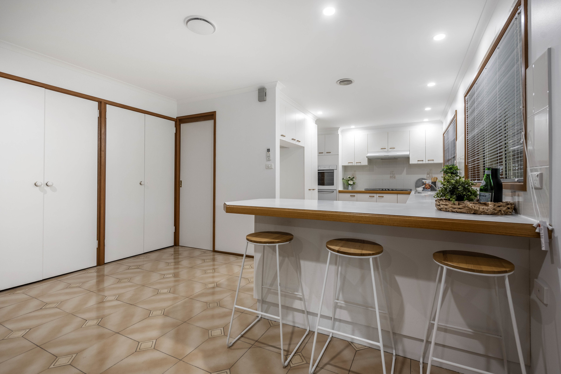 7 Byatt Place, Isaacs ACT 2607, Isaacs - Thumbnail 5