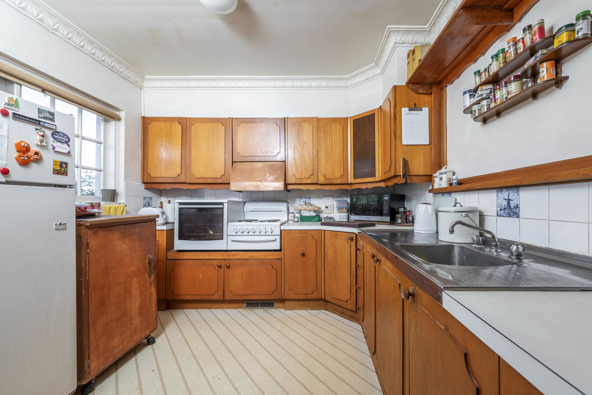 242 Beasley Street, Farrer ACT 2607, Farrer - Thumbnail 6