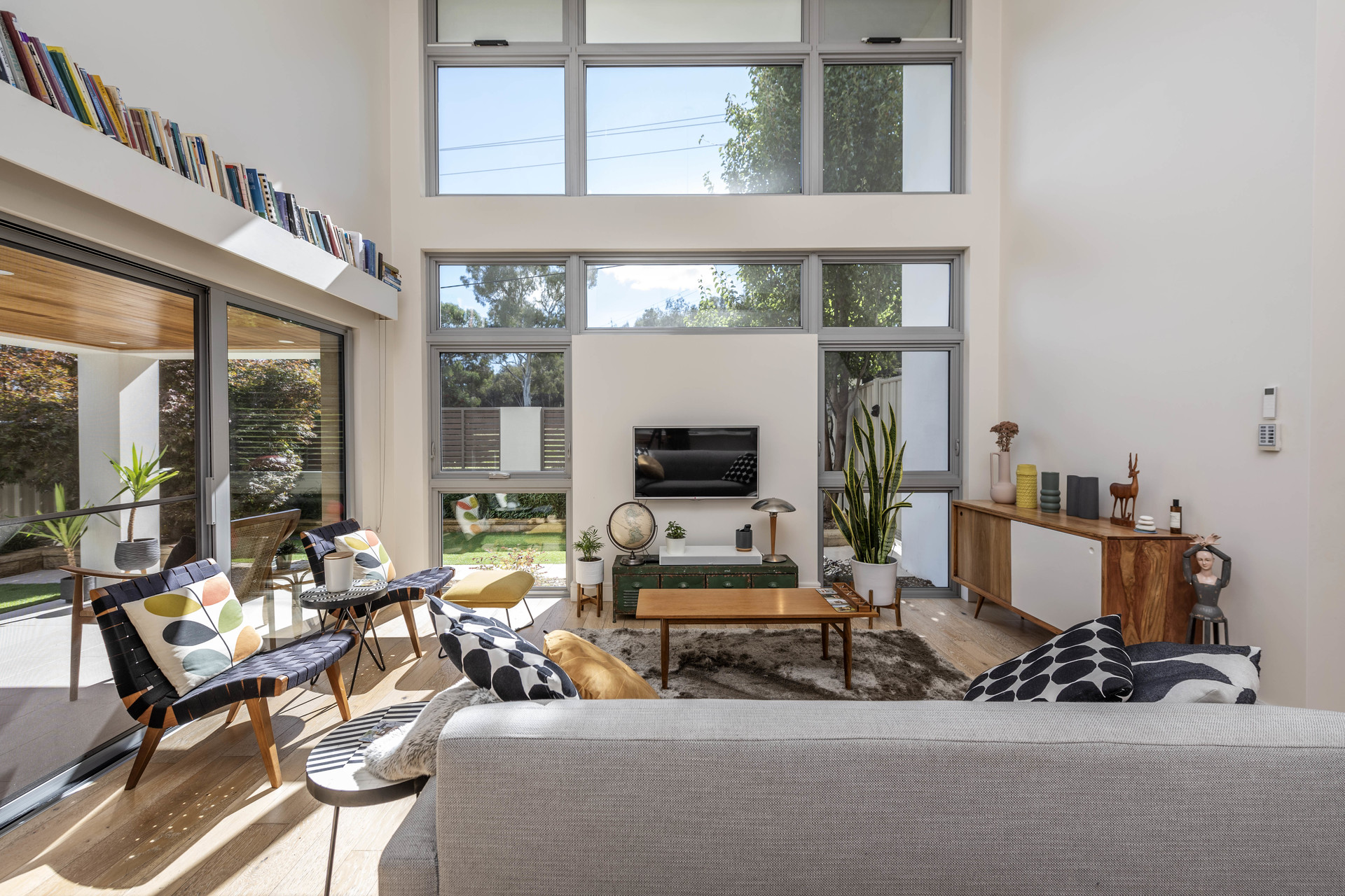 5/99 Ainsworth Street, Mawson ACT 2607, Mawson - Thumbnail 2