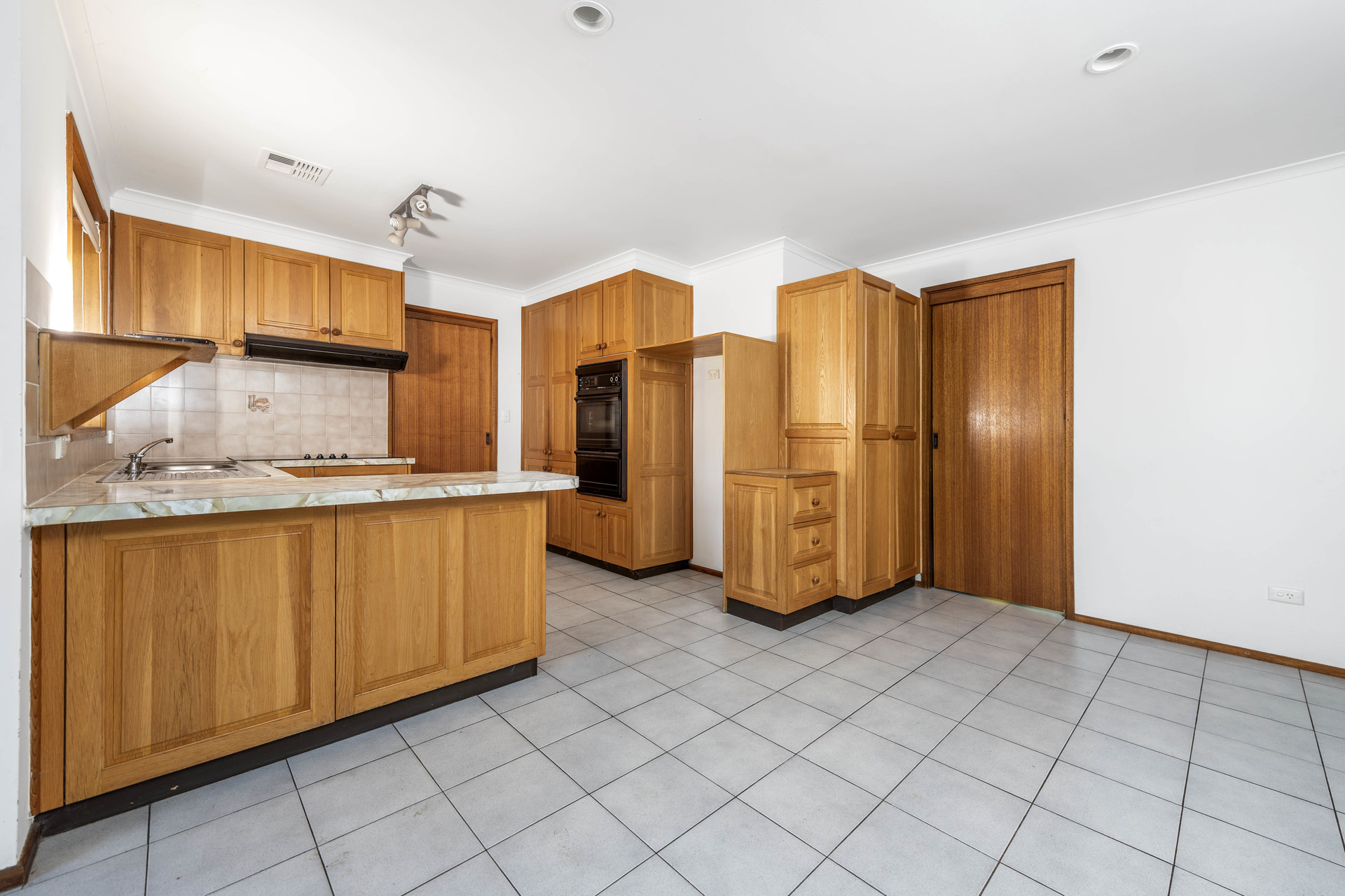 276 Heagney Crescent, Gilmore ACT 2905, Gilmore - Thumbnail 2
