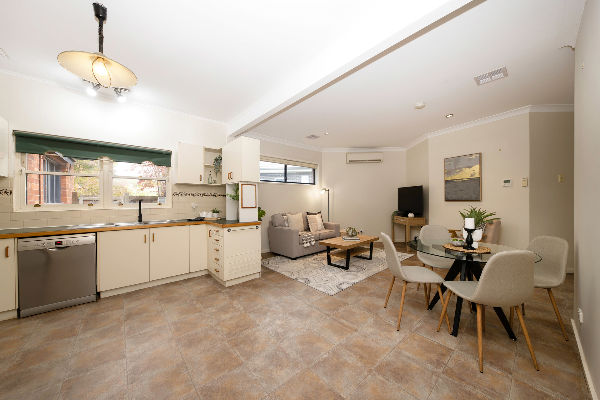 54 McKinlay Street, Narrabundah ACT 2604, Narrabundah - Thumbnail 6