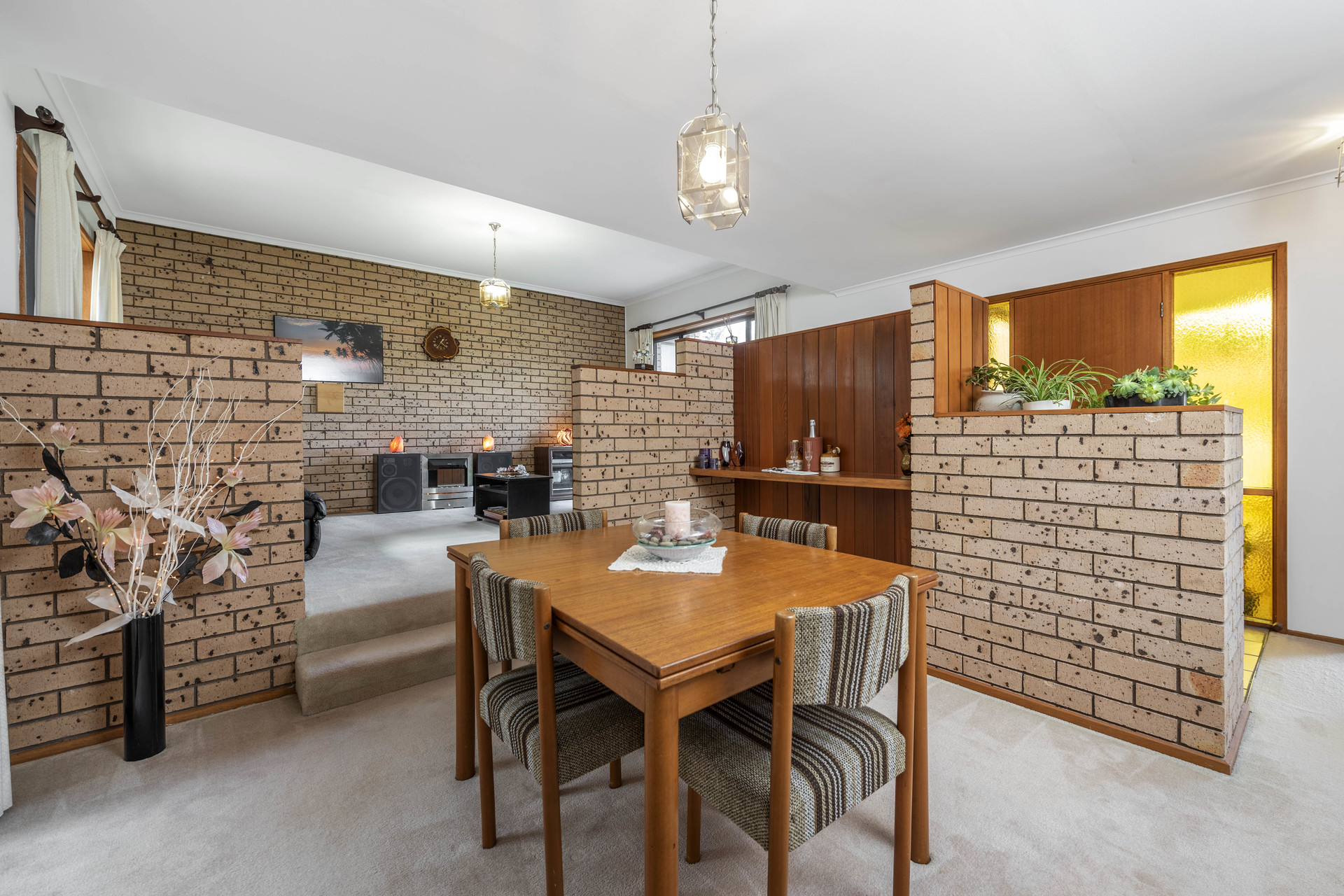 9 William Wilkins Crescent, Isaacs ACT 2607, Isaacs - Thumbnail 2