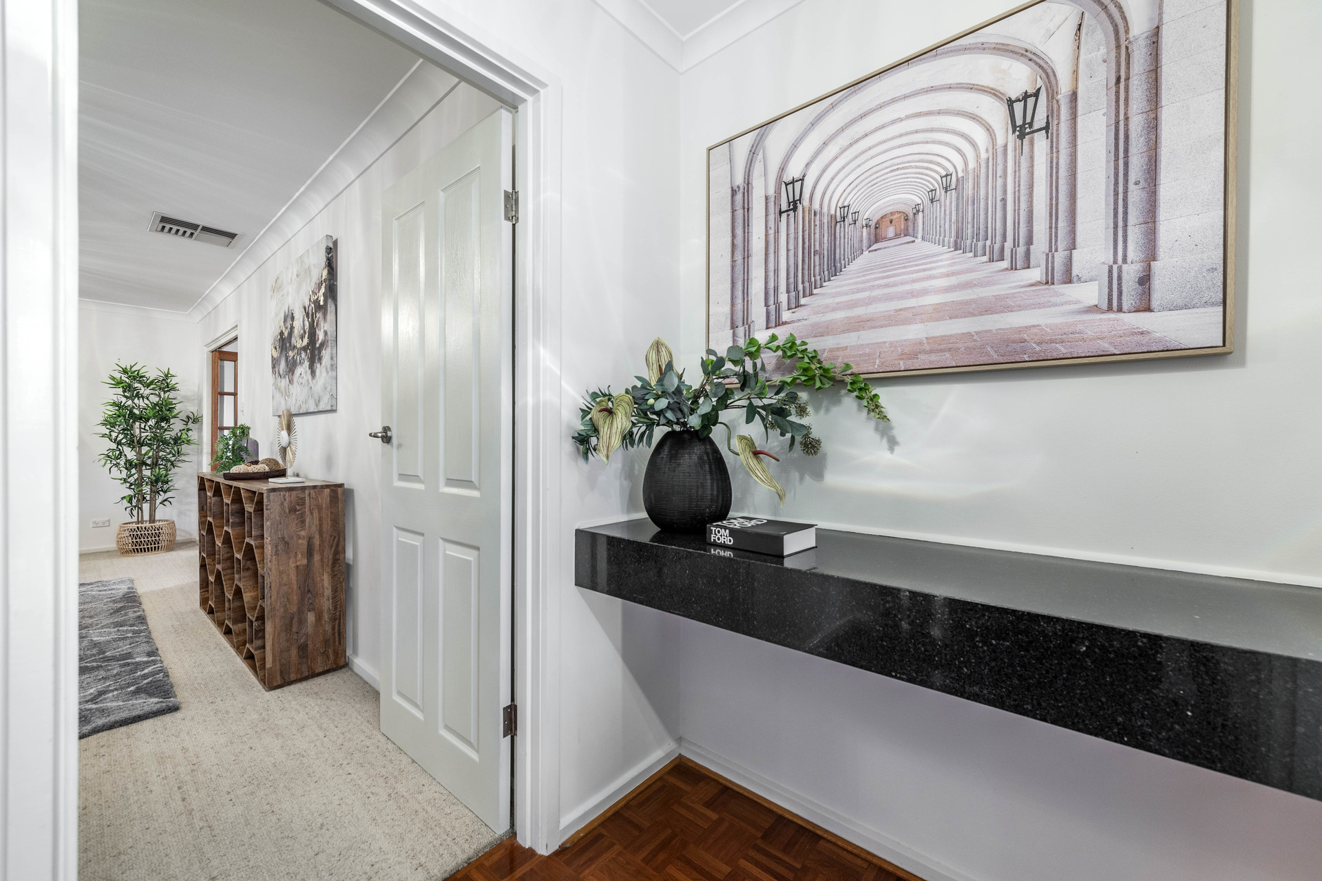 54 Hawkesbury Crescent, Farrer ACT 2607, Farrer - Thumbnail 2