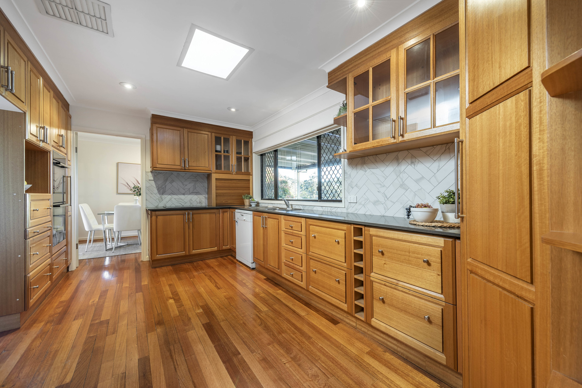 54 Hawkesbury Crescent, Farrer ACT 2607, Farrer - Thumbnail 7
