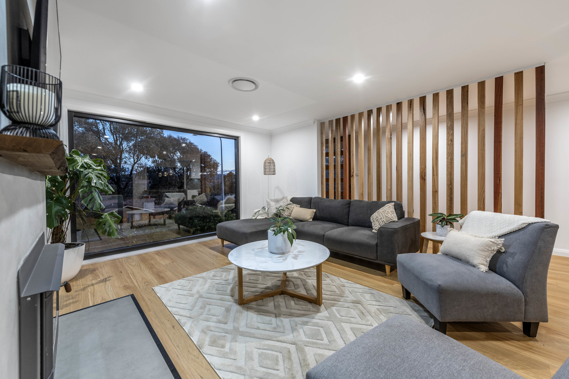 39 Summerland Circuit, Kambah ACT 2902, Kambah - Thumbnail 2
