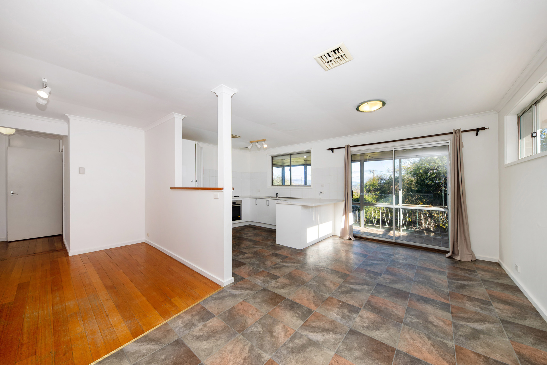 85 Hilder Street, Weston ACT 2611, Weston - Thumbnail 8