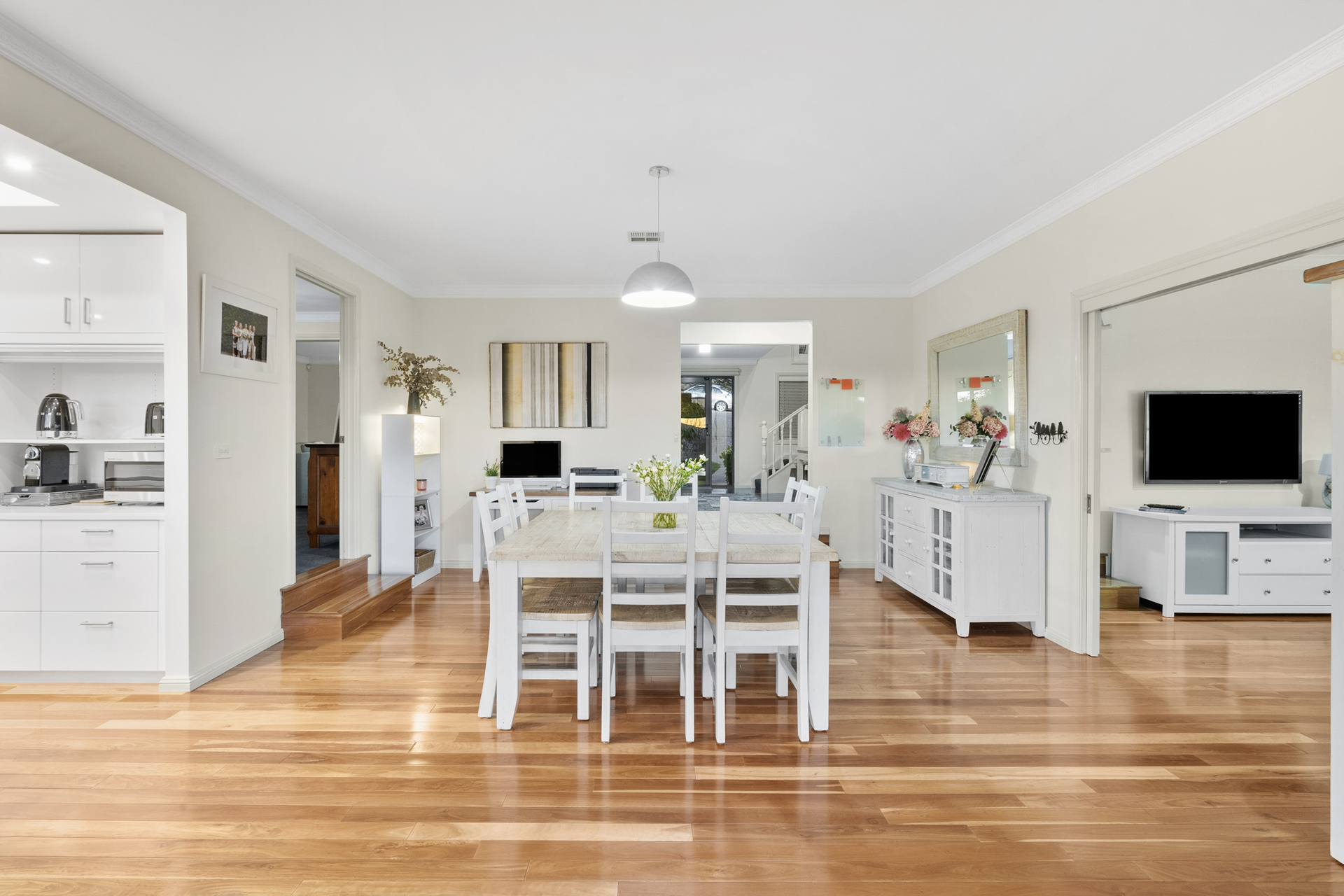 24 Whitty Crescent, Isaacs ACT 2607, Isaacs - Thumbnail 6