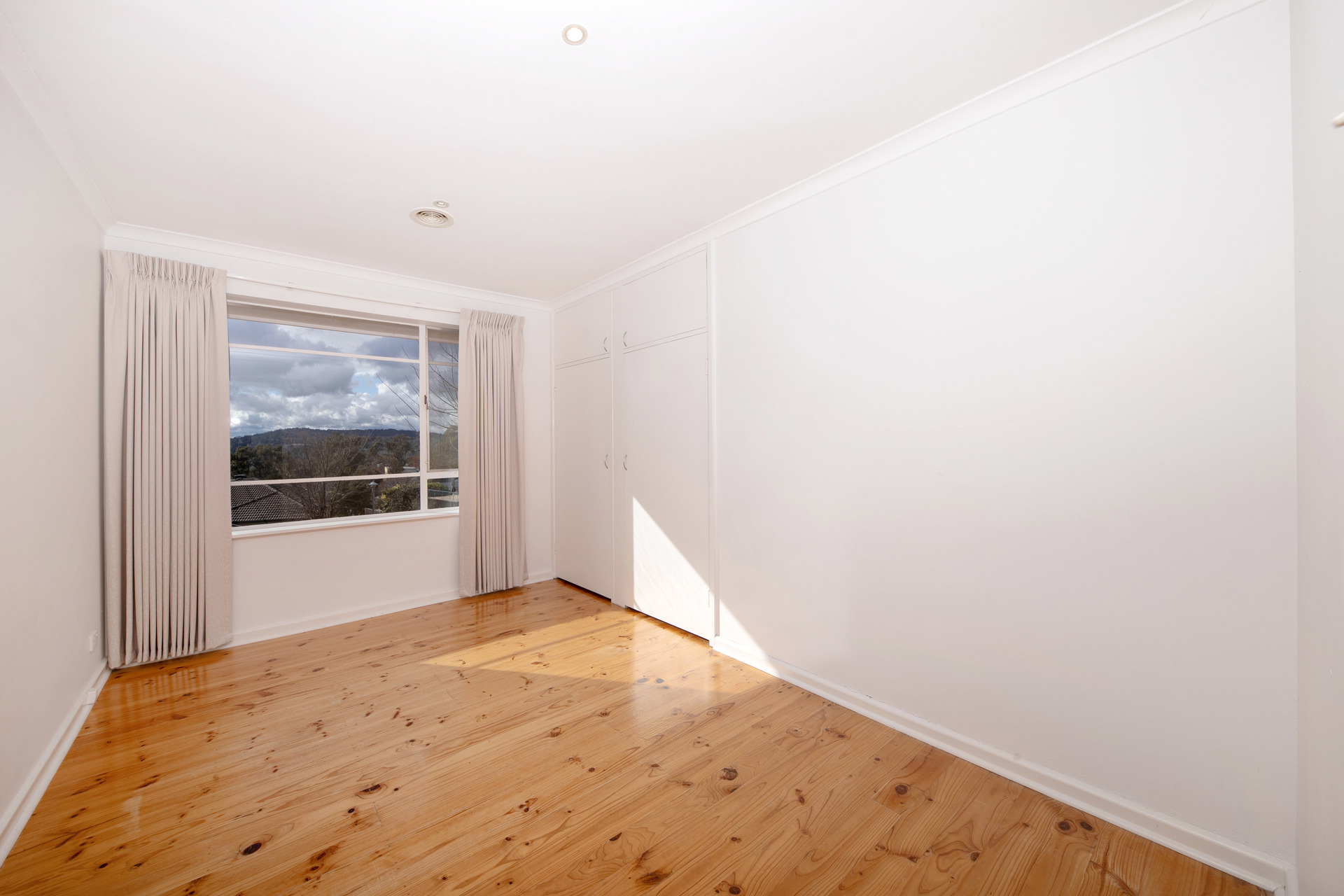 34 McCormack Street, Curtin ACT 2605, Curtin - Thumbnail 8