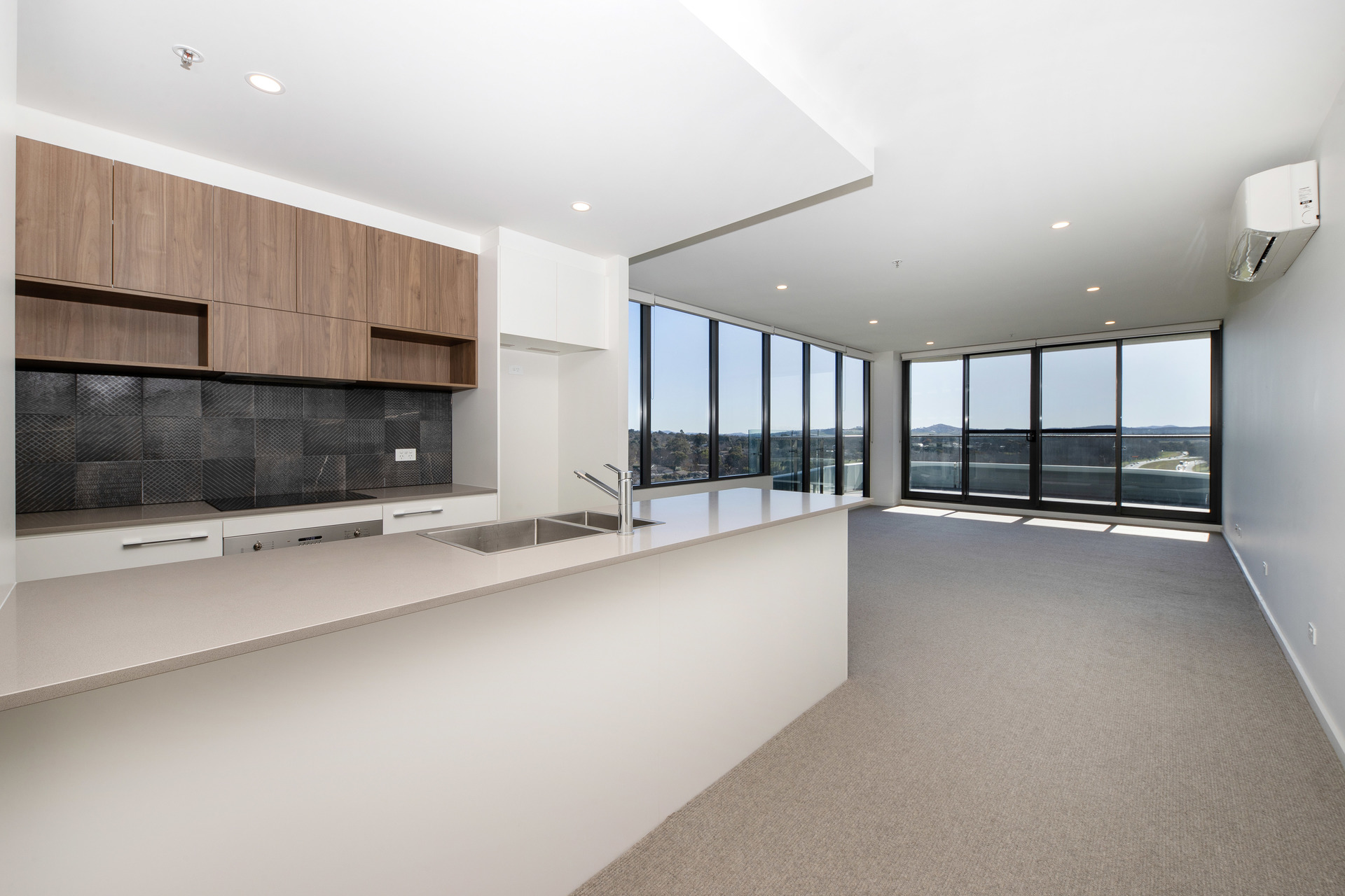 64/15 Irving Street, Phillip ACT 2606, Phillip - Thumbnail 2