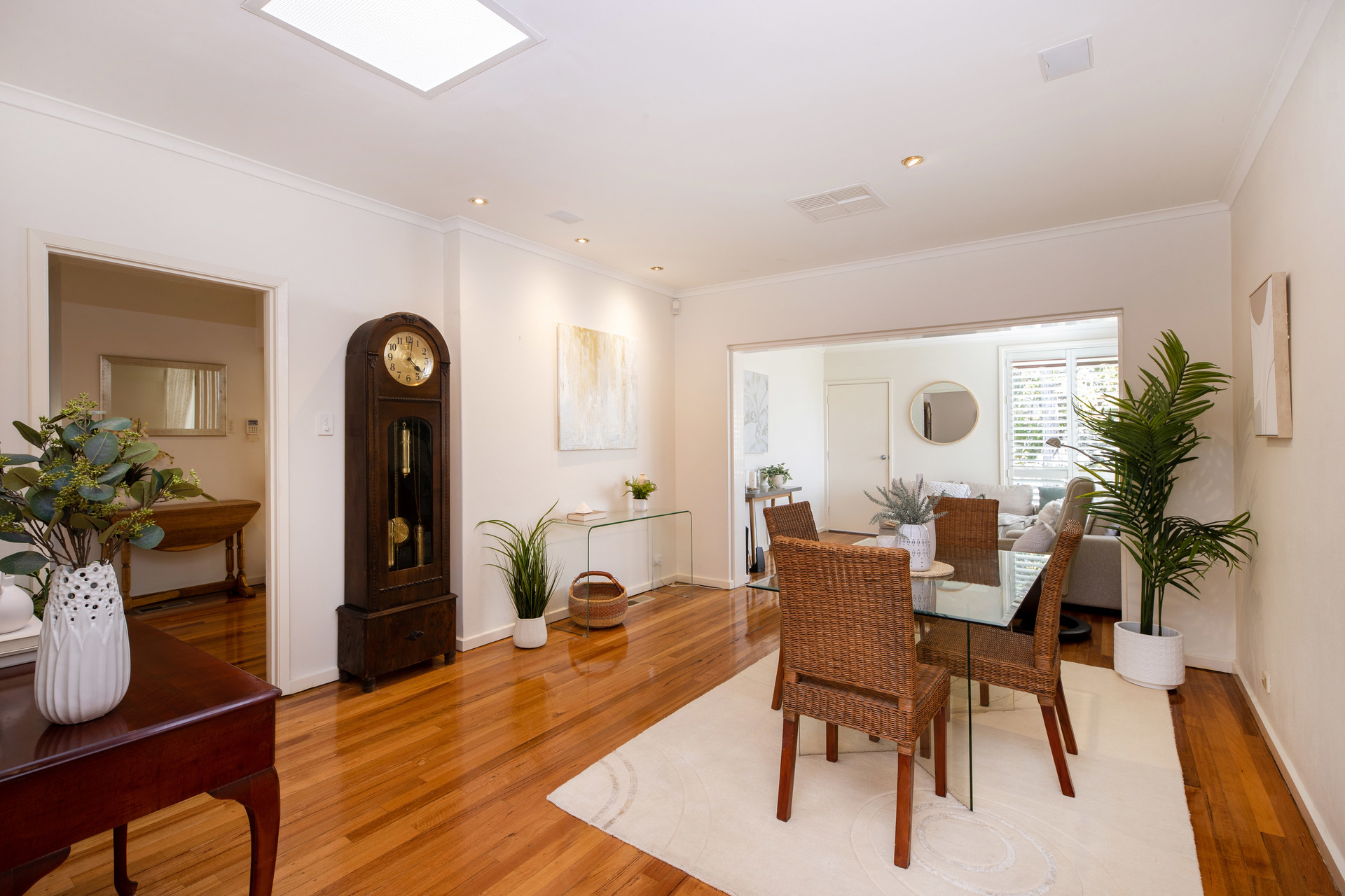98 Hawkesbury Crescent, Farrer ACT 2607, Farrer - Thumbnail 7