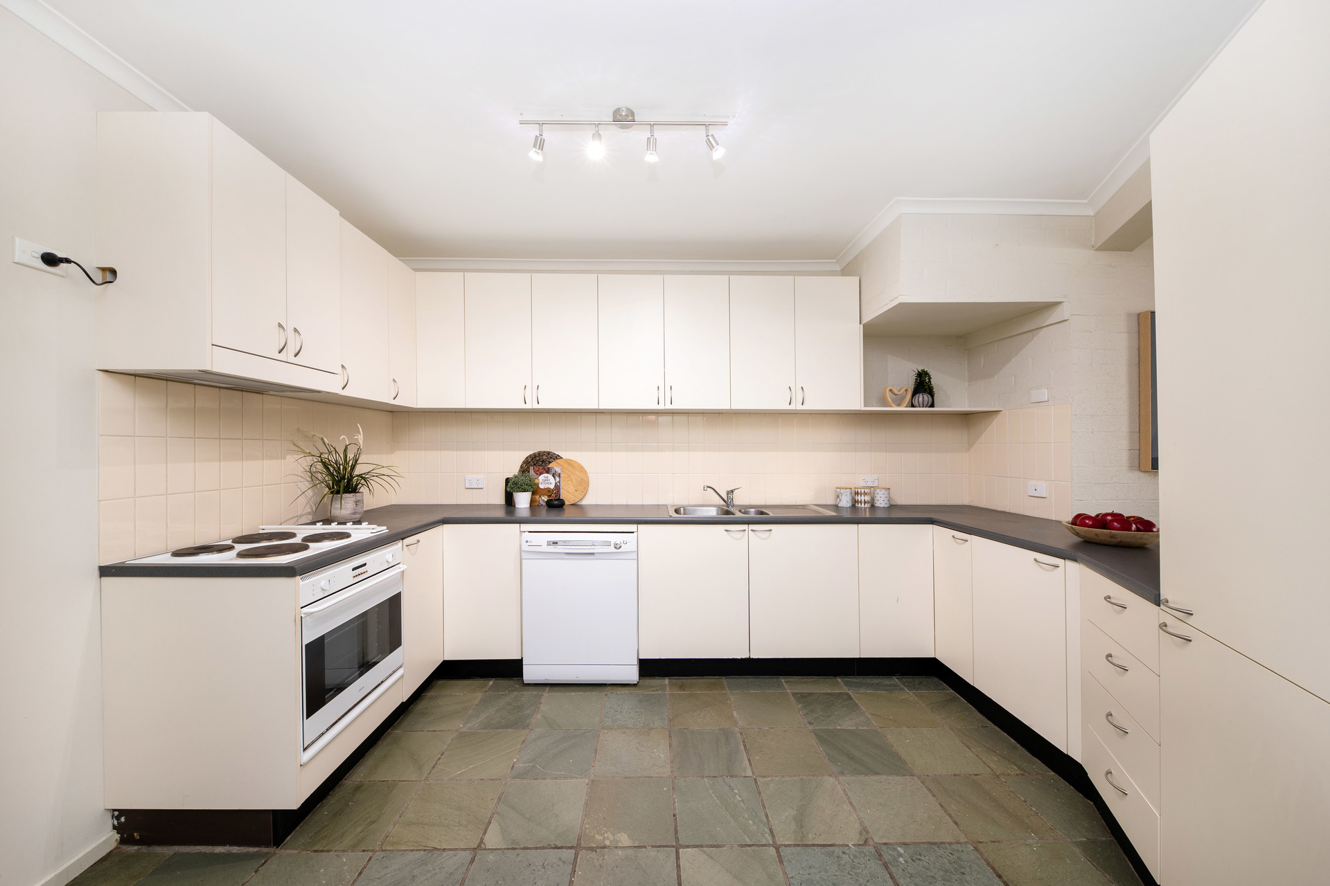 27/201 Goyder Street, Narrabundah ACT 2604, Narrabundah - Thumbnail 7