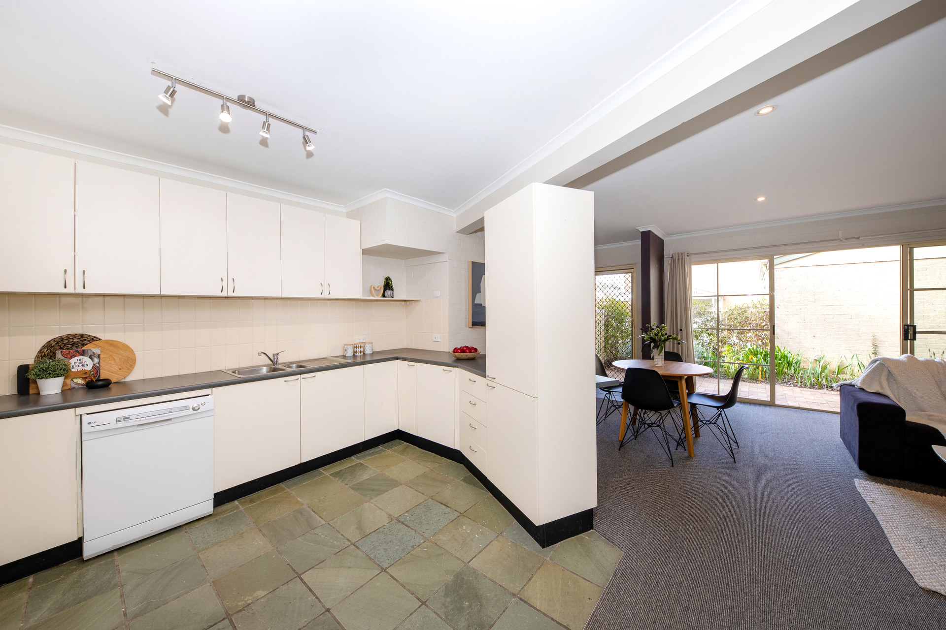 27/201 Goyder Street, Narrabundah ACT 2604, Narrabundah - Thumbnail 8