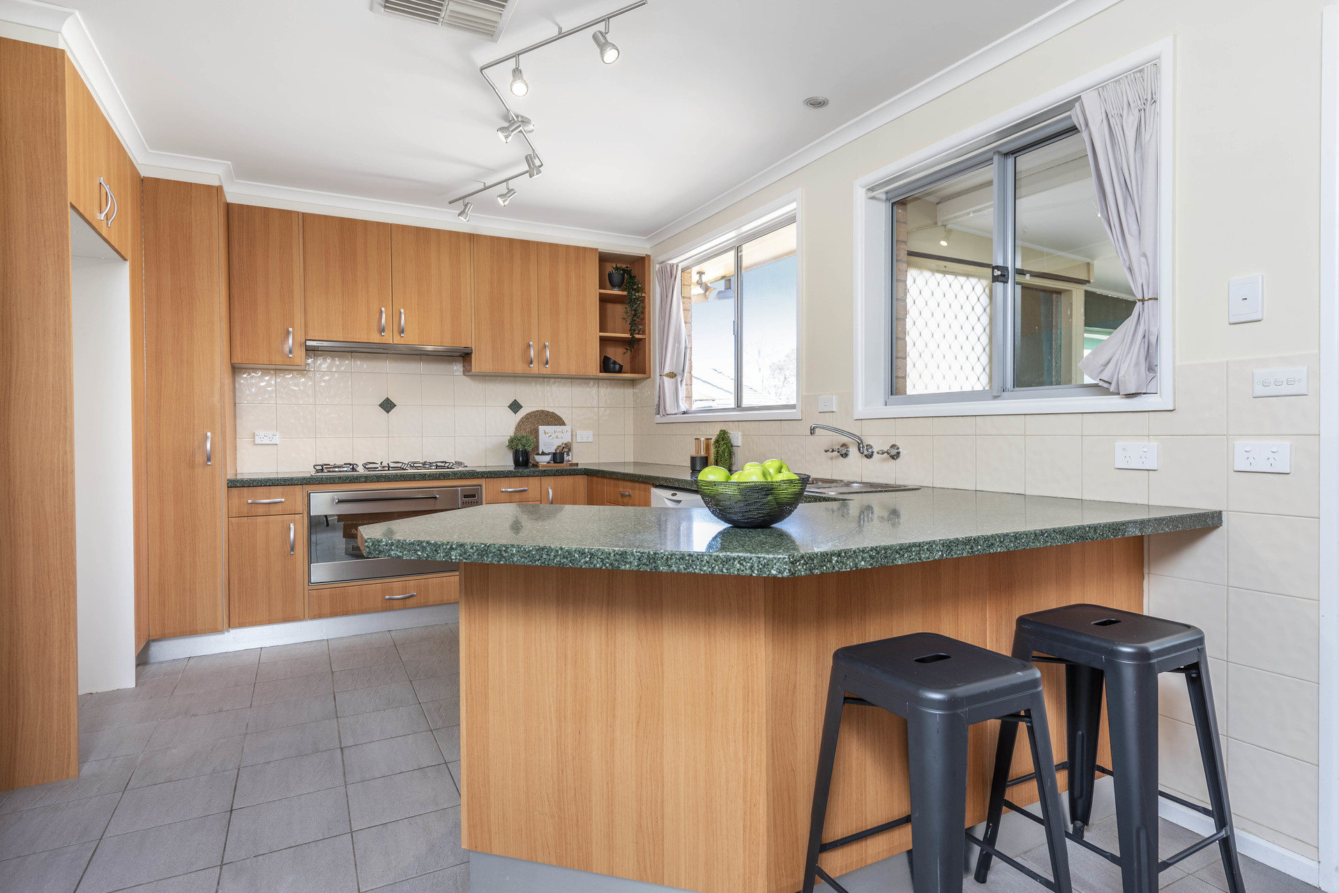 361 Southern Cross Drive, Holt ACT 2615, Holt - Thumbnail 6