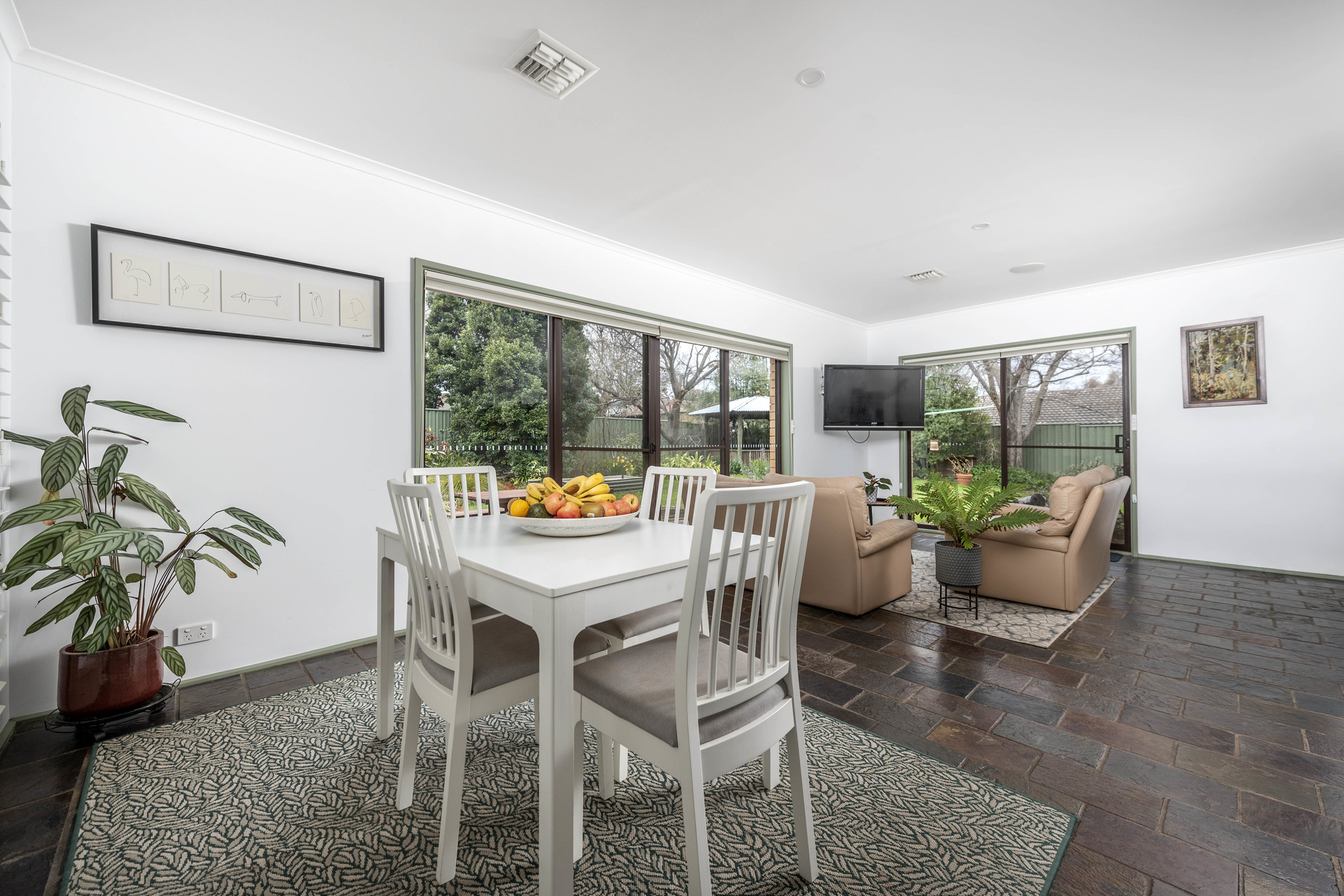 1 McLellan Place, Wanniassa ACT 2903, Wanniassa - Thumbnail 6