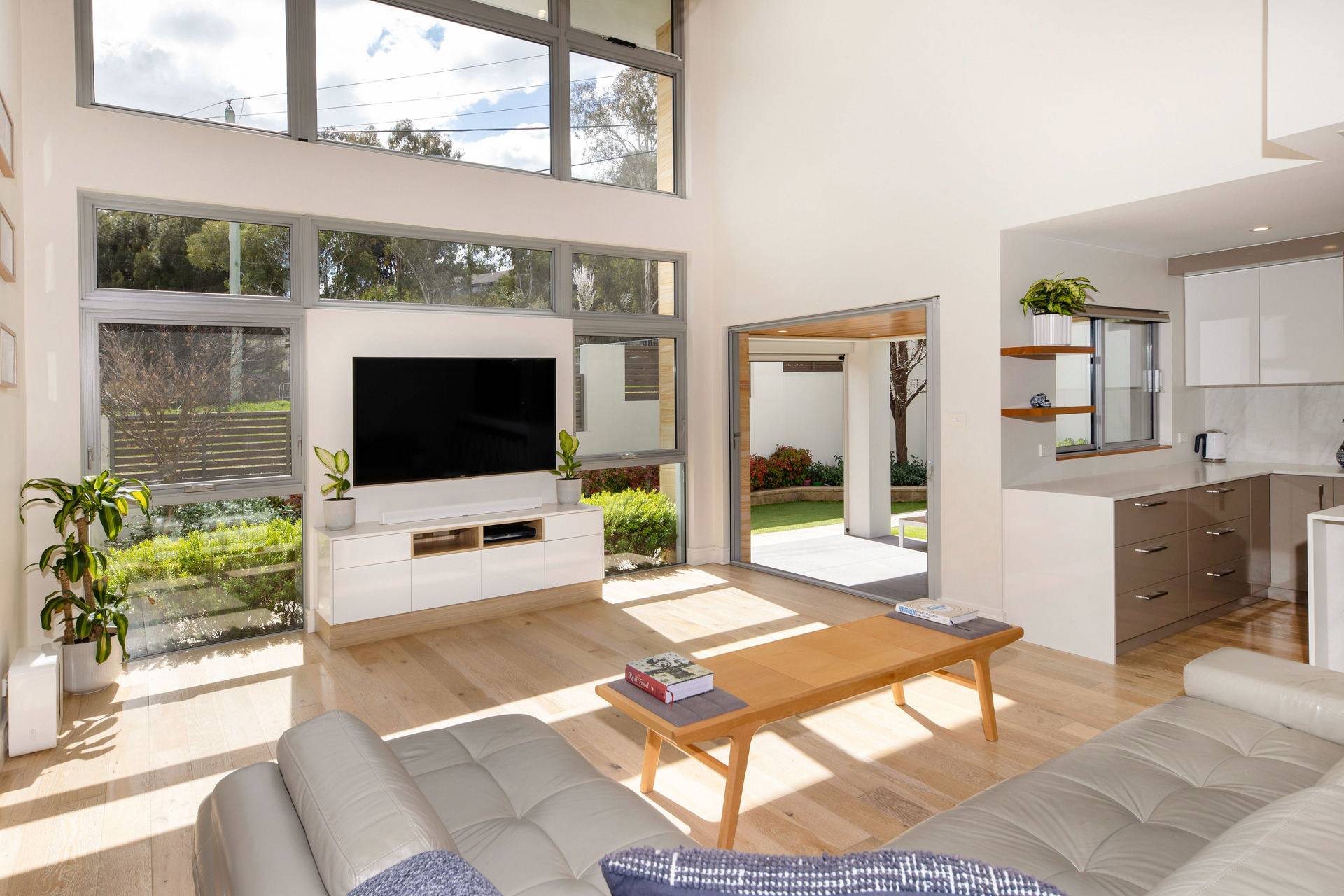 4/99 Ainsworth Street, Mawson ACT 2607, Mawson - Thumbnail 3
