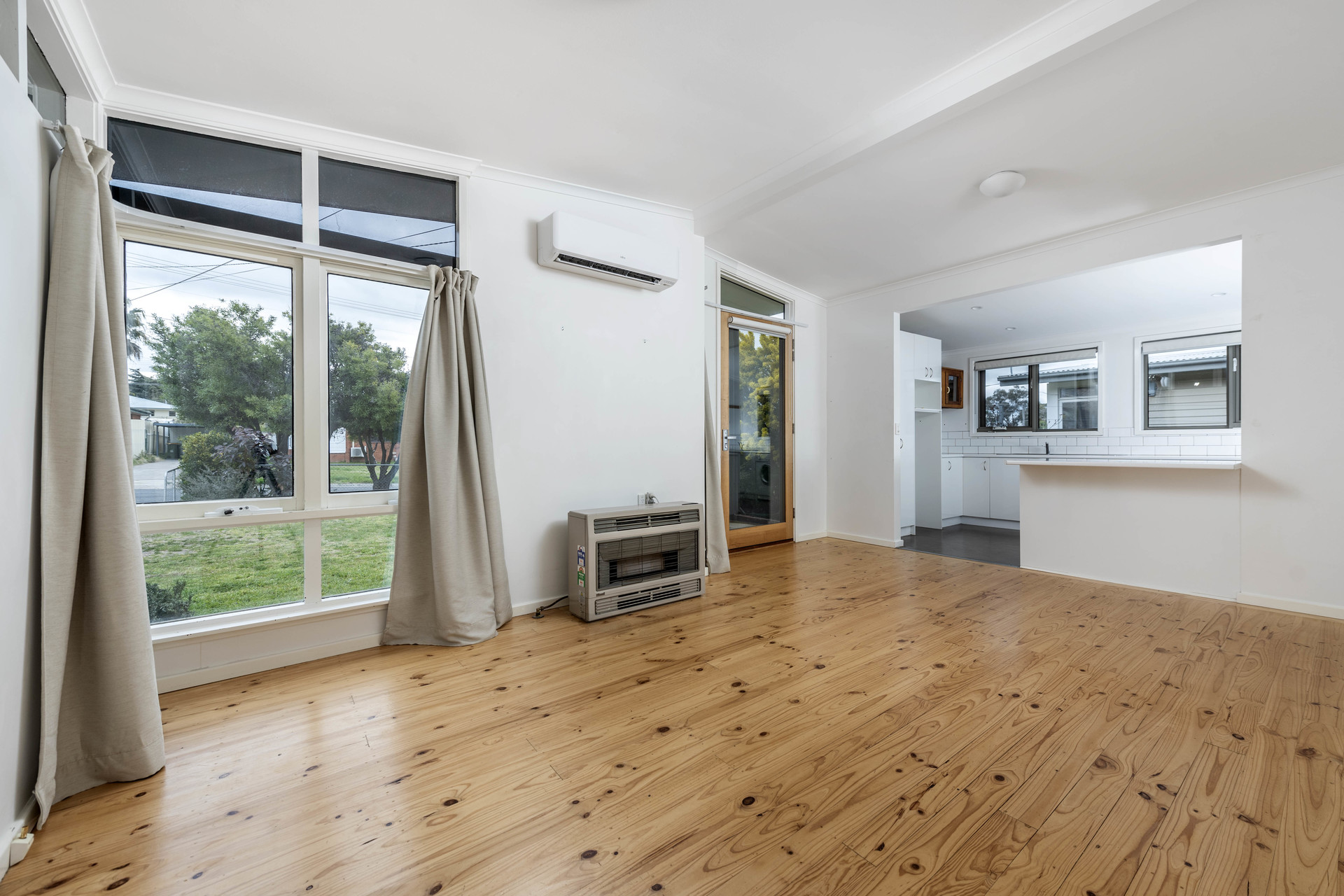 16 Bangalay Street, Queanbeyan NSW 2620, Karabar - Thumbnail 6