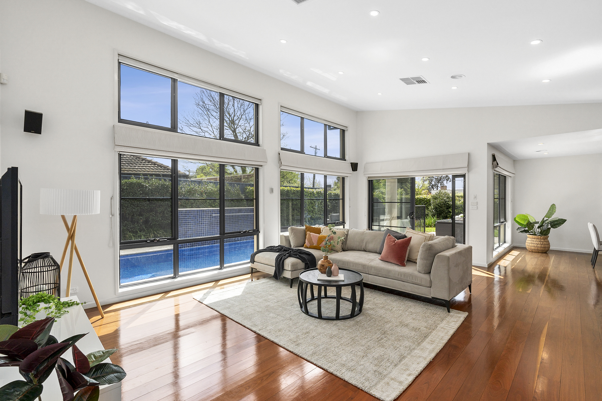 6 Bowser Place, Curtin ACT 2605, Curtin - Thumbnail 2