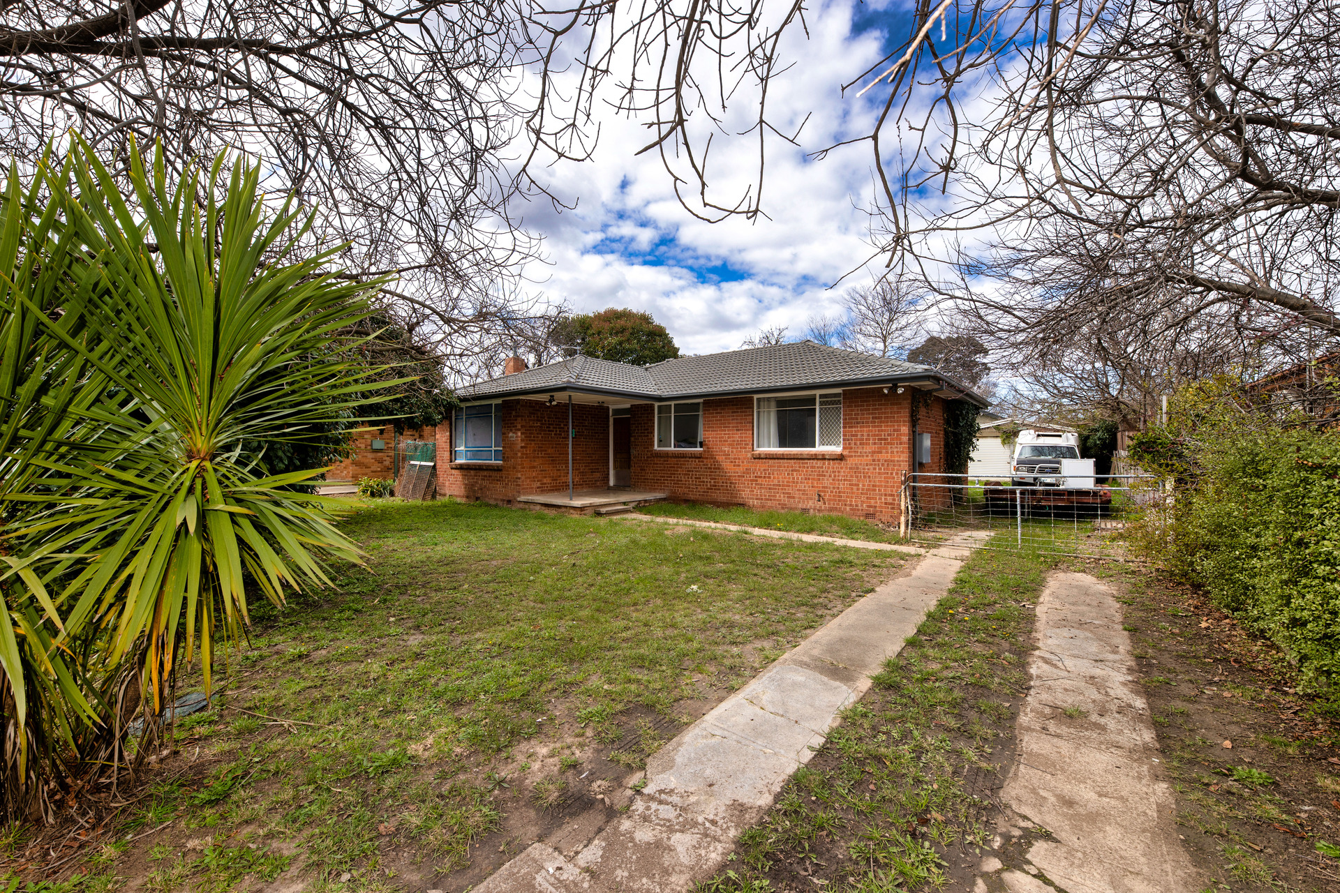 20 Crescent, Curtin ACT 2605 Hayman Partners